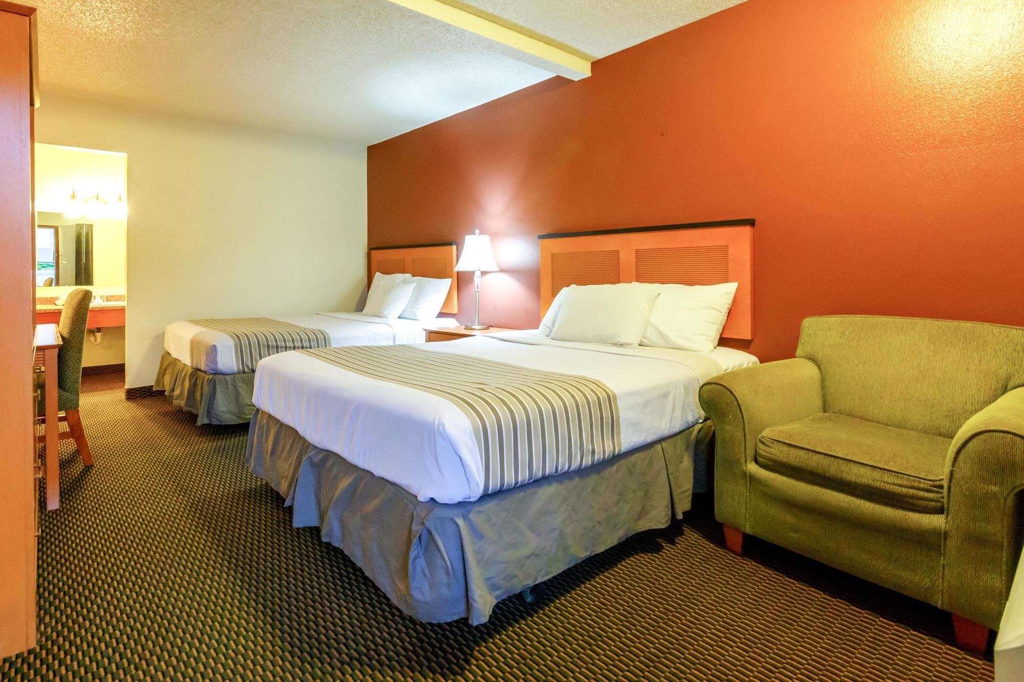OYO Hotel Chehalis I-5 South