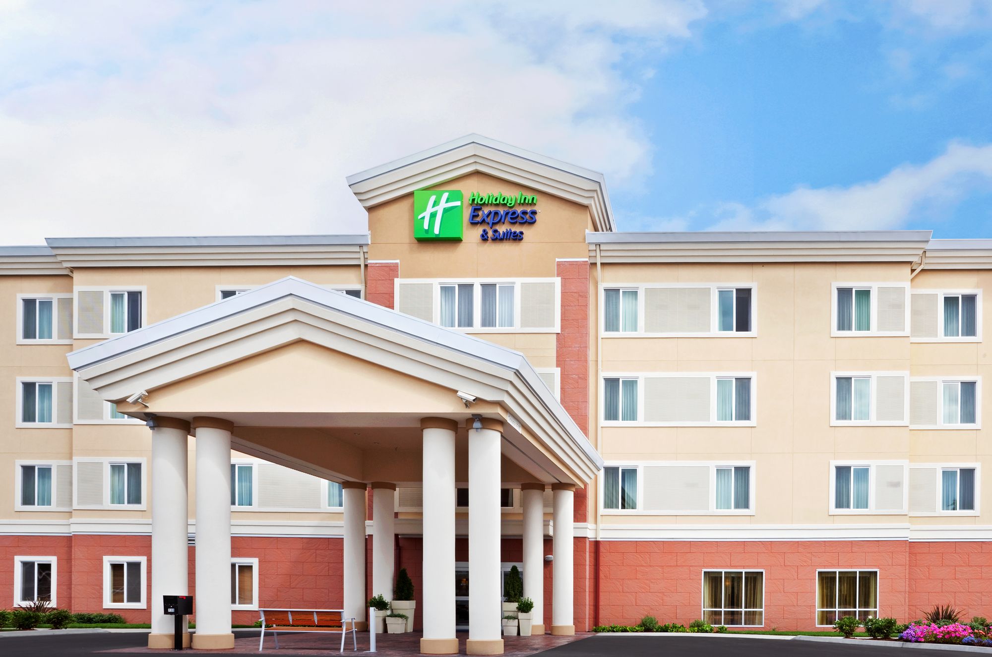 Holiday Inn Express & Suites Chehalis-Centralia