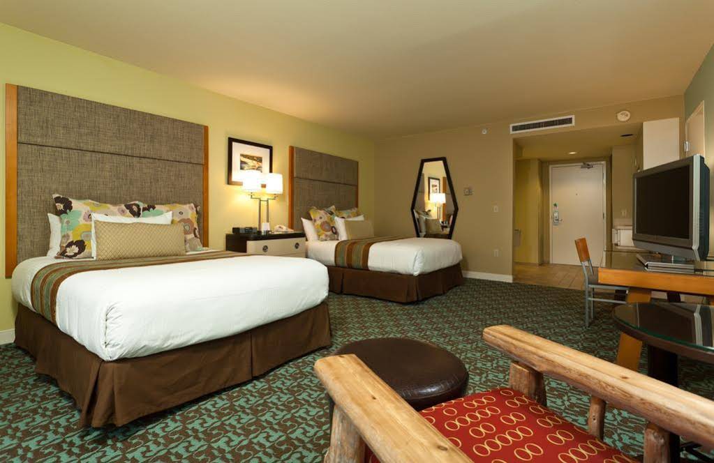 Campbell's Resort