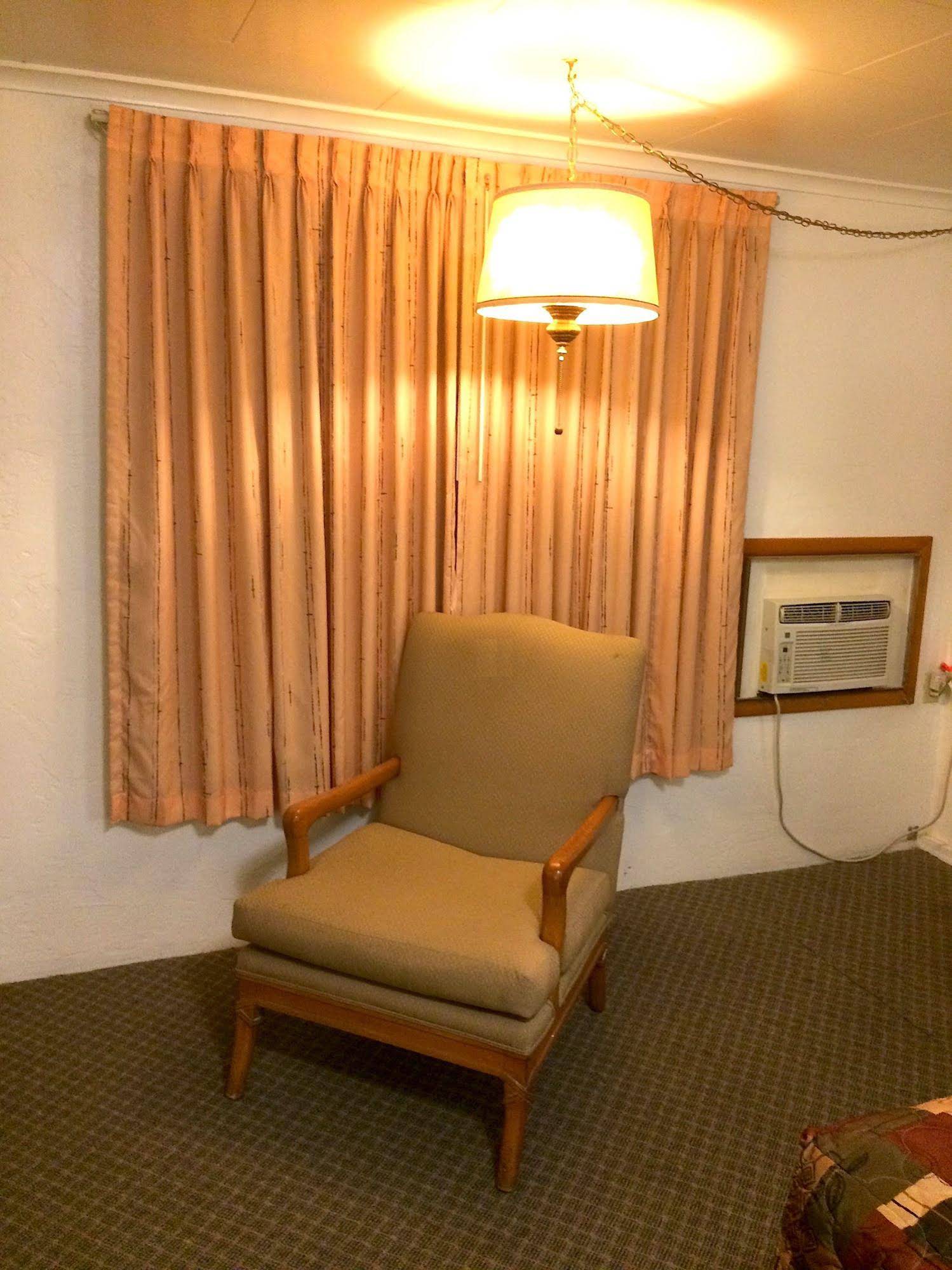 Connell Inn and Suites