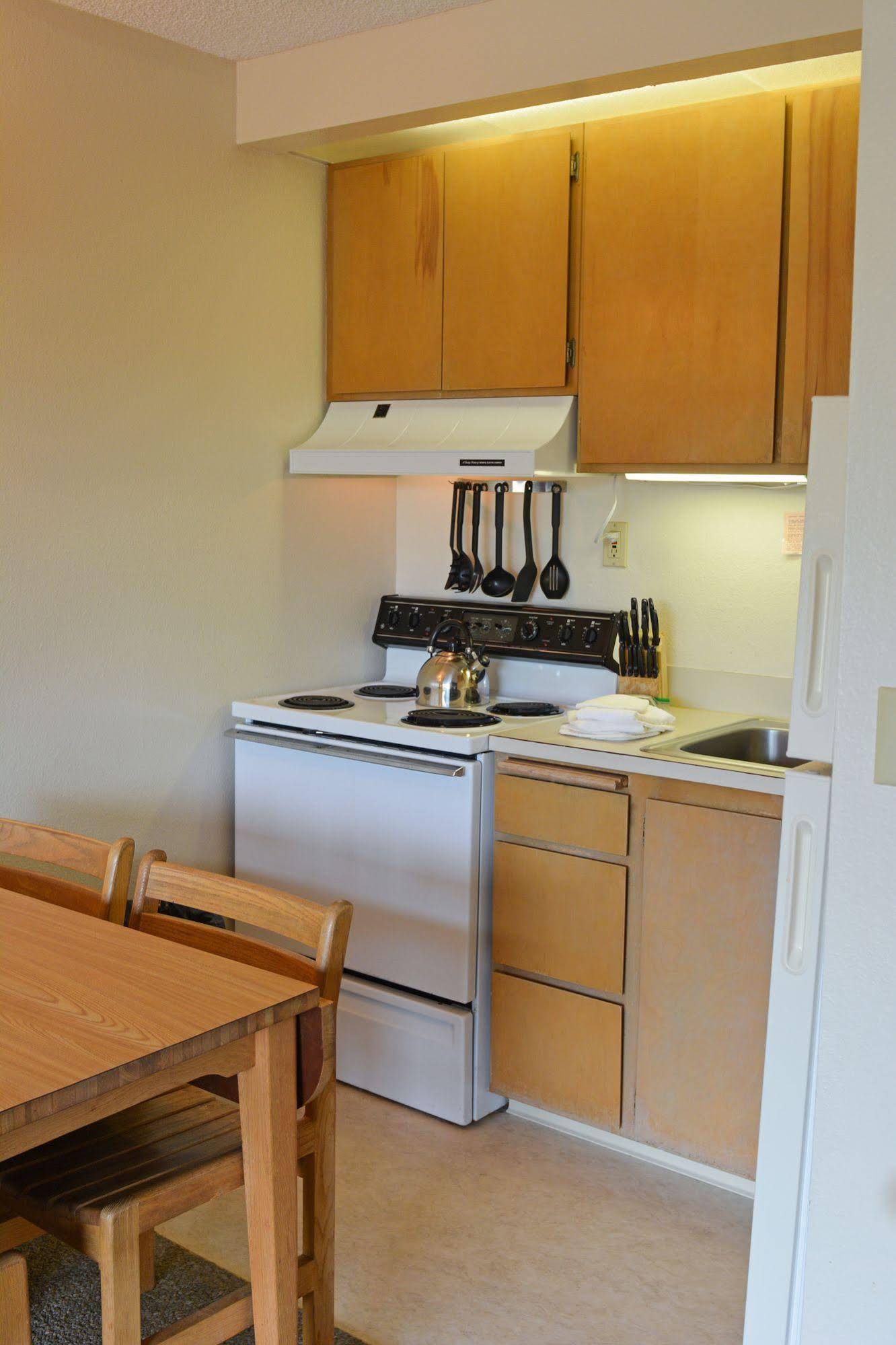 Surfcrest Resort Condominiums, a VRI Resort