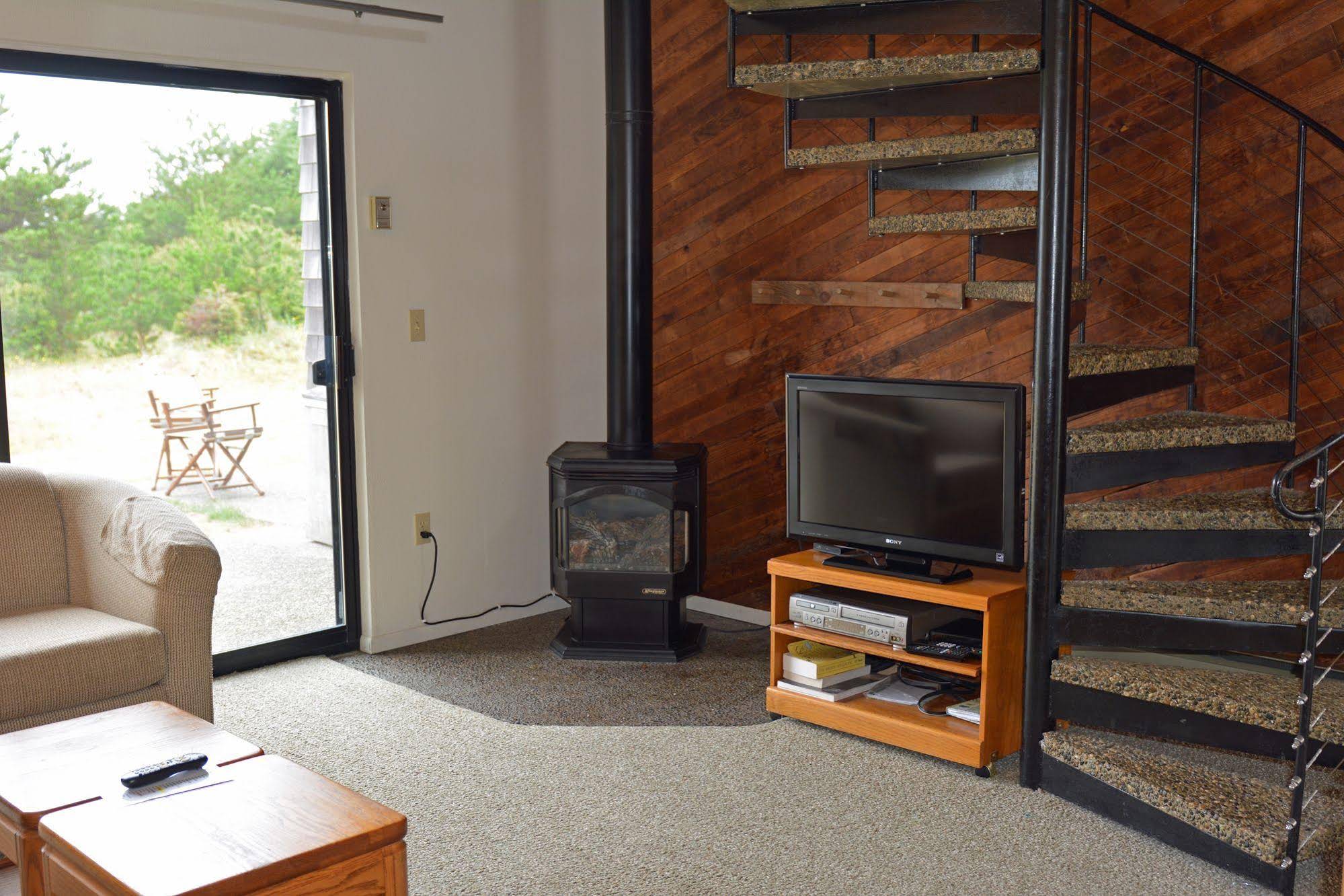 Surfcrest Resort Condominiums, a VRI Resort