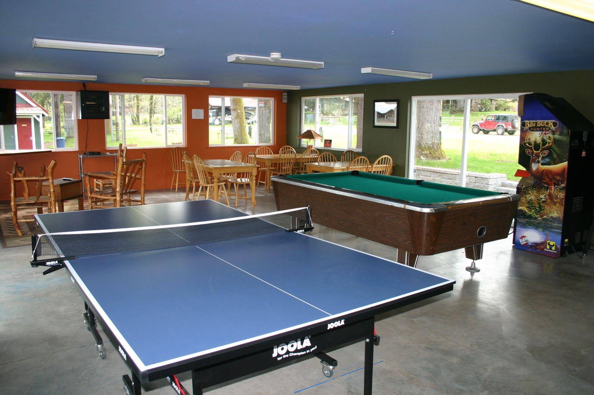 Lone Fir Resort