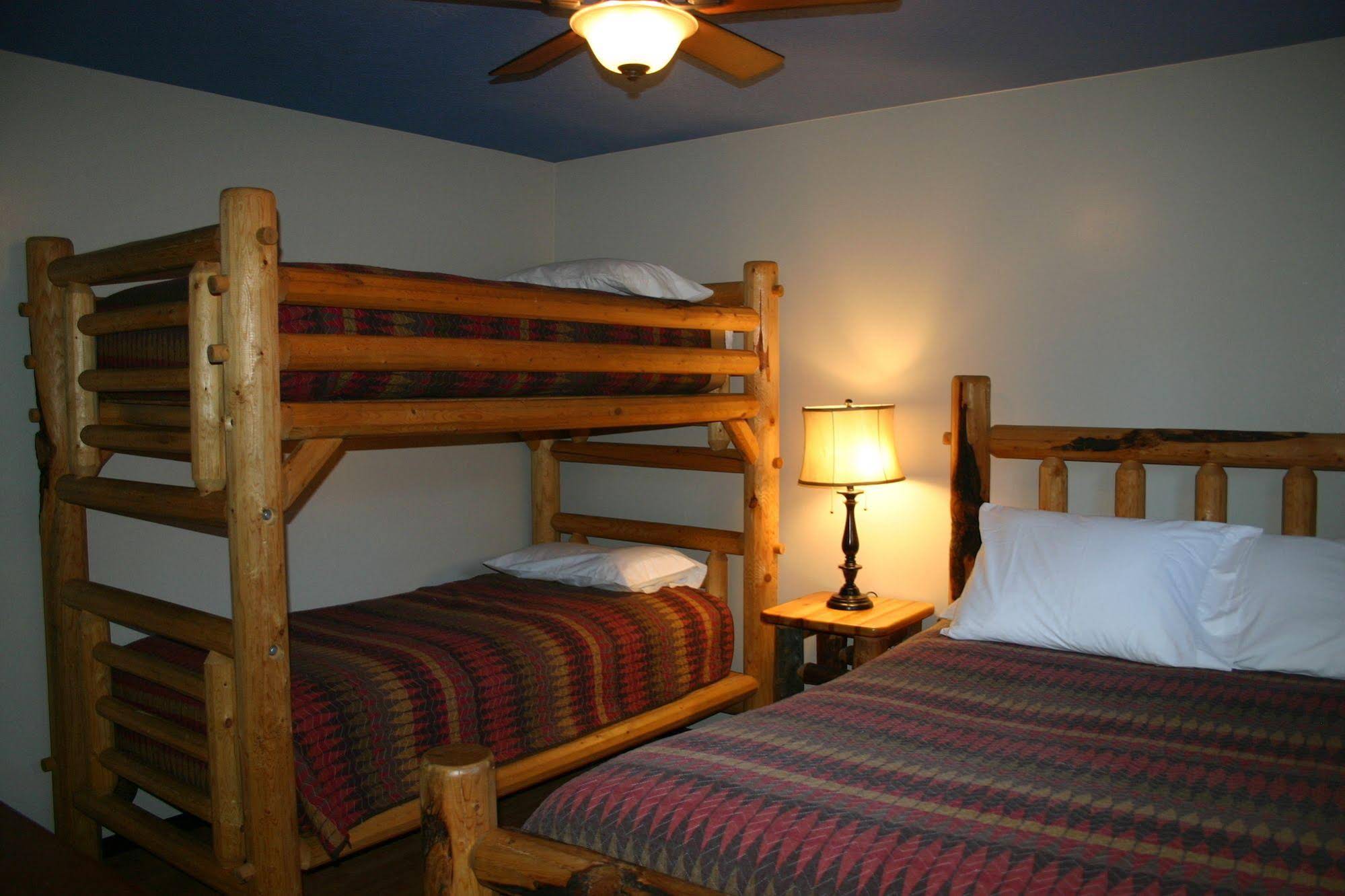 Lone Fir Resort