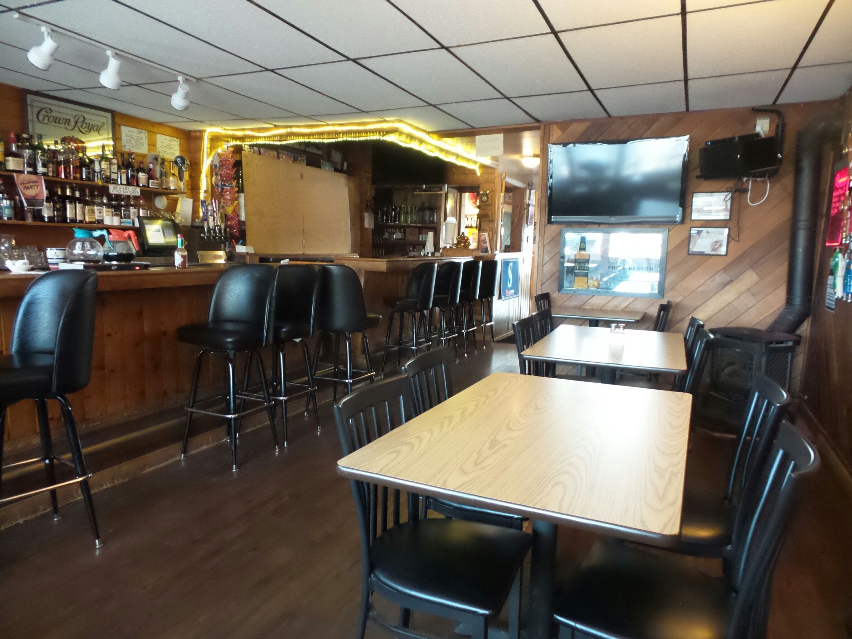 The Tyee Restaurant and Motel