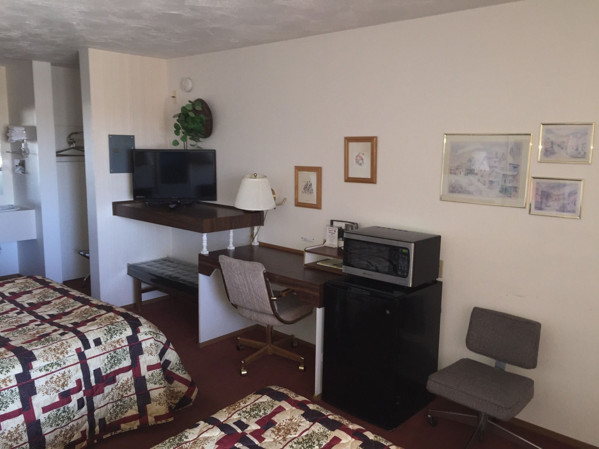The Davenport Motel