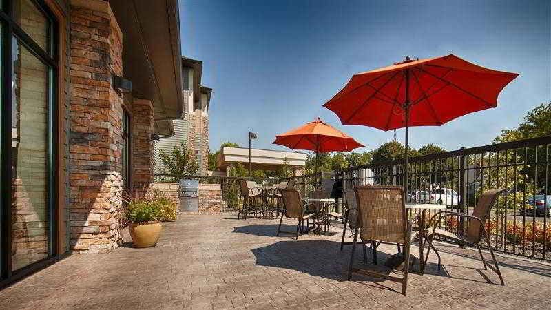 Best Western Plus Dayton Hotel & Suites