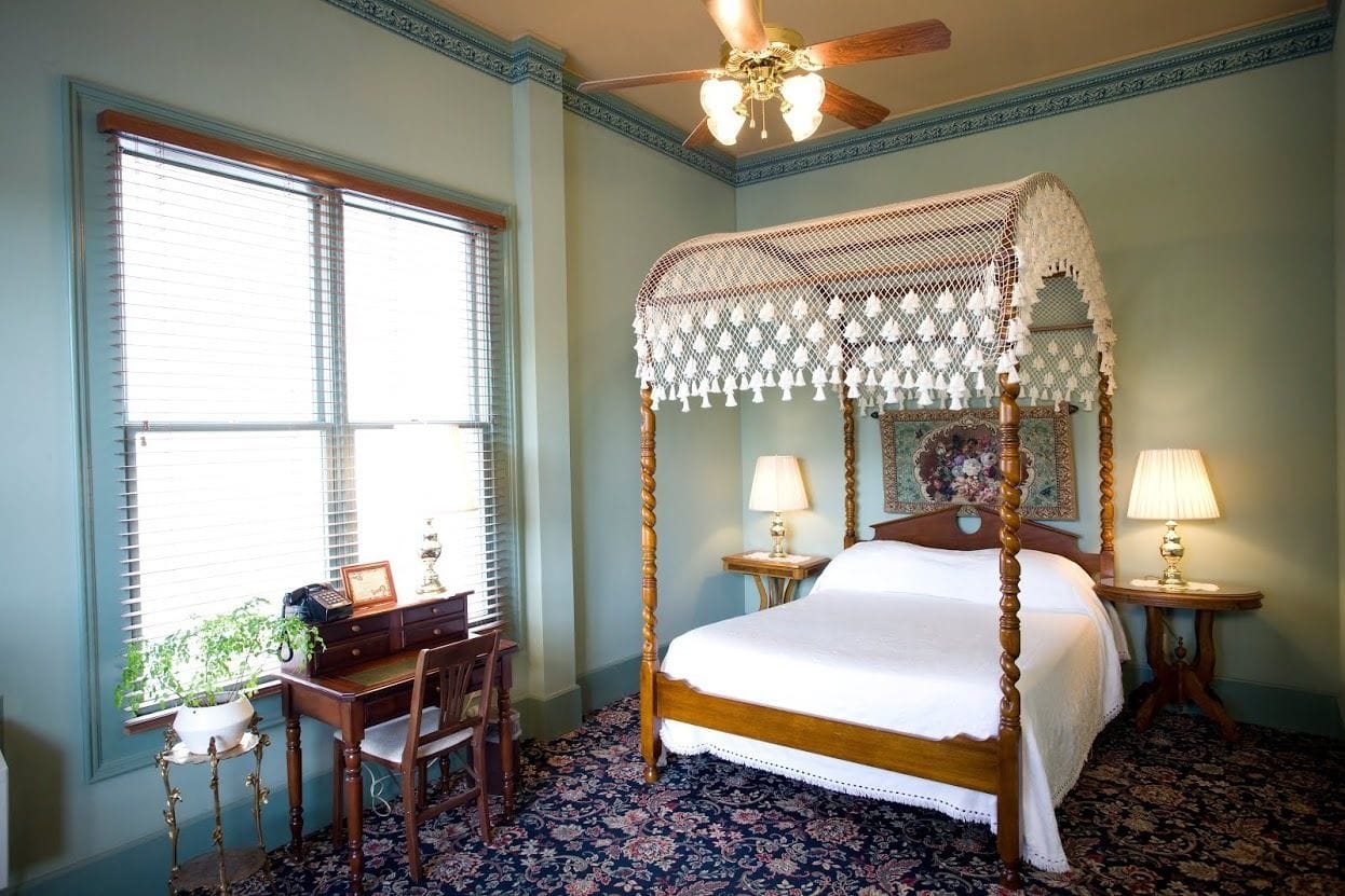 The Weinhard Hotel