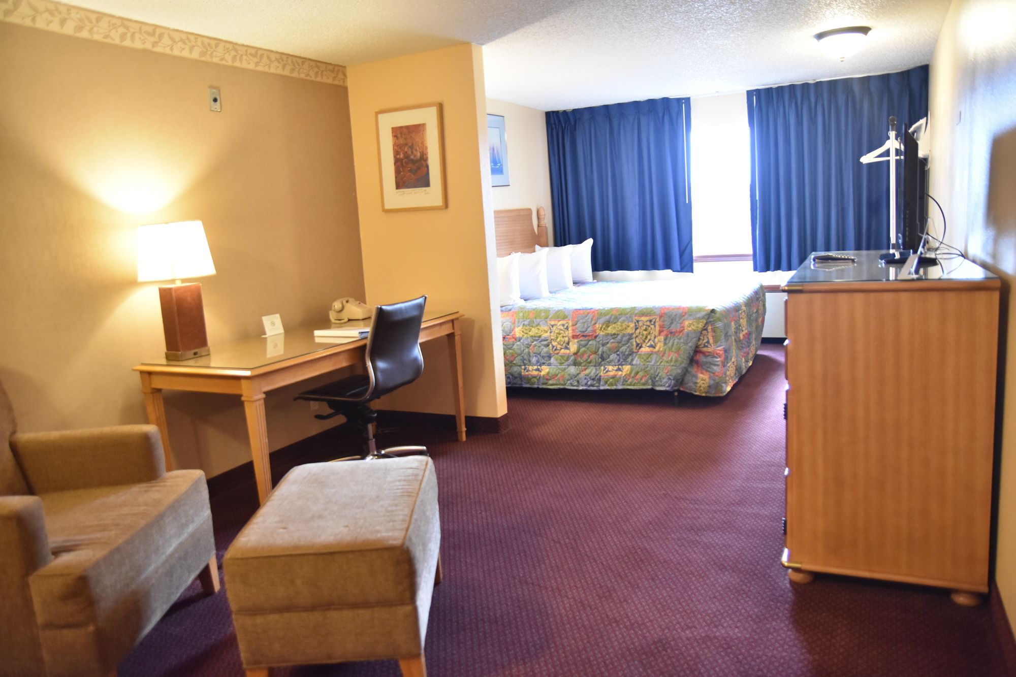 The Marina Inn