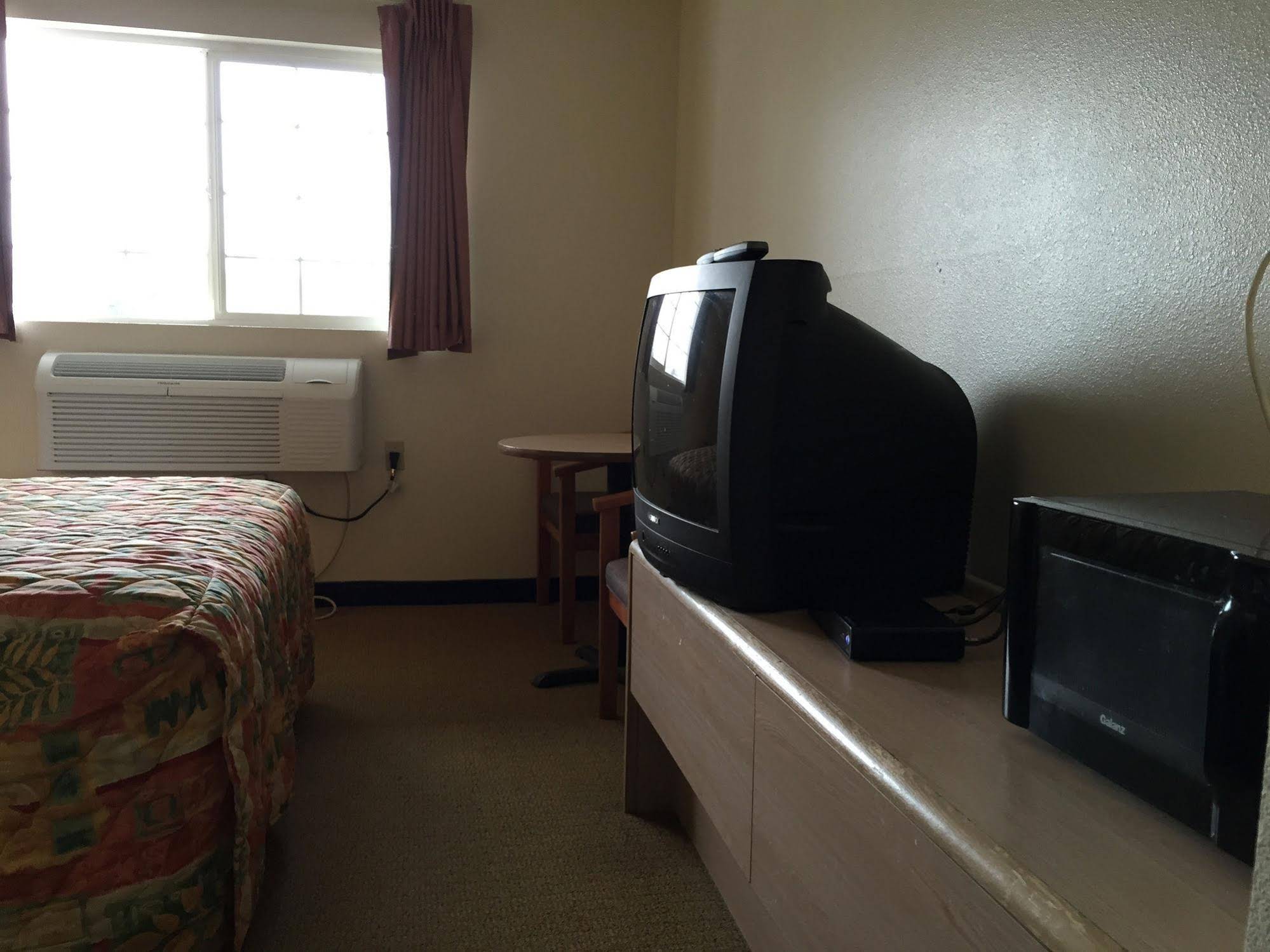 Travel Inn Motel