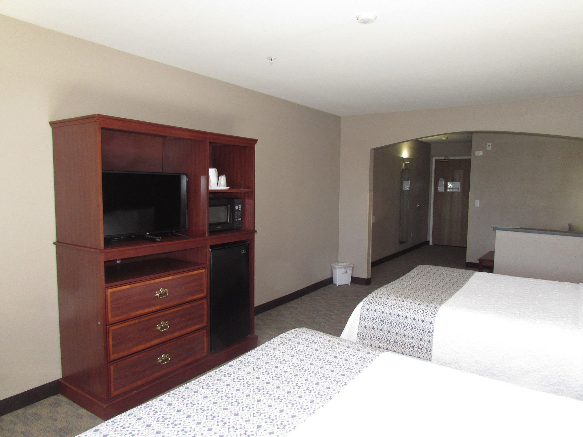 FairBridge Inn & Suites DuPont