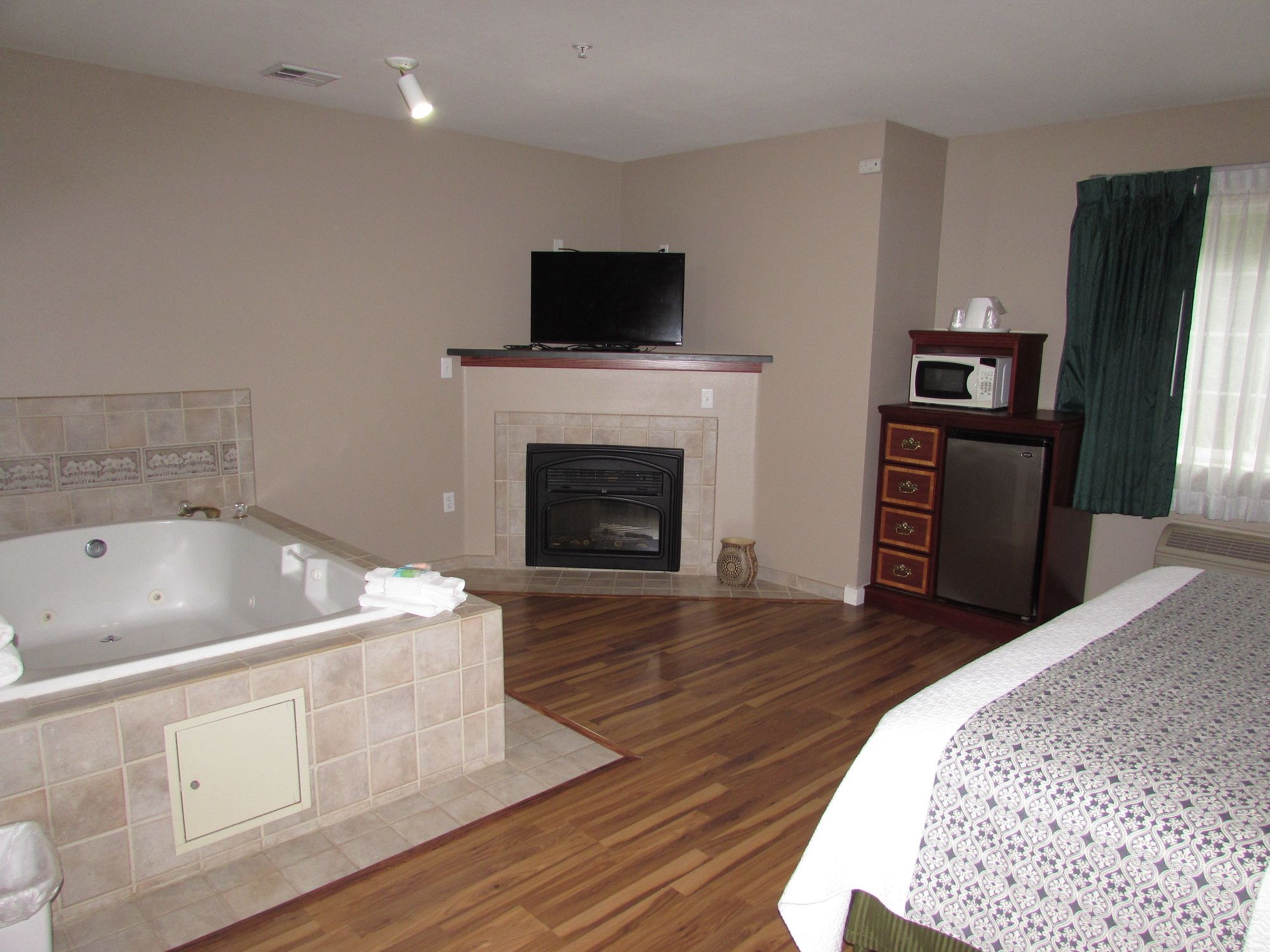 FairBridge Inn & Suites DuPont