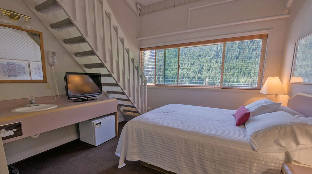 Crystal Mountain Hotels