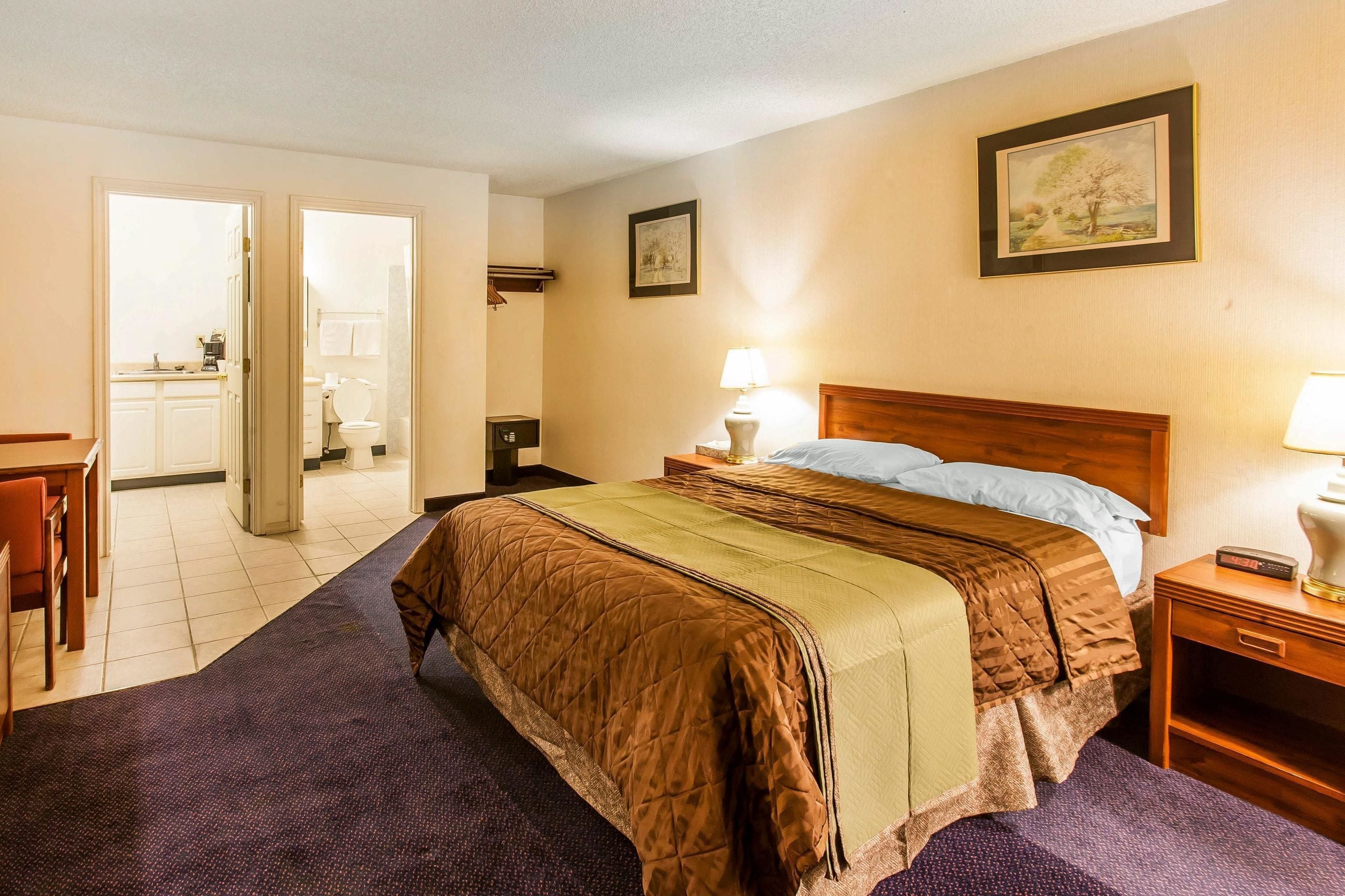 Econo Lodge Everett