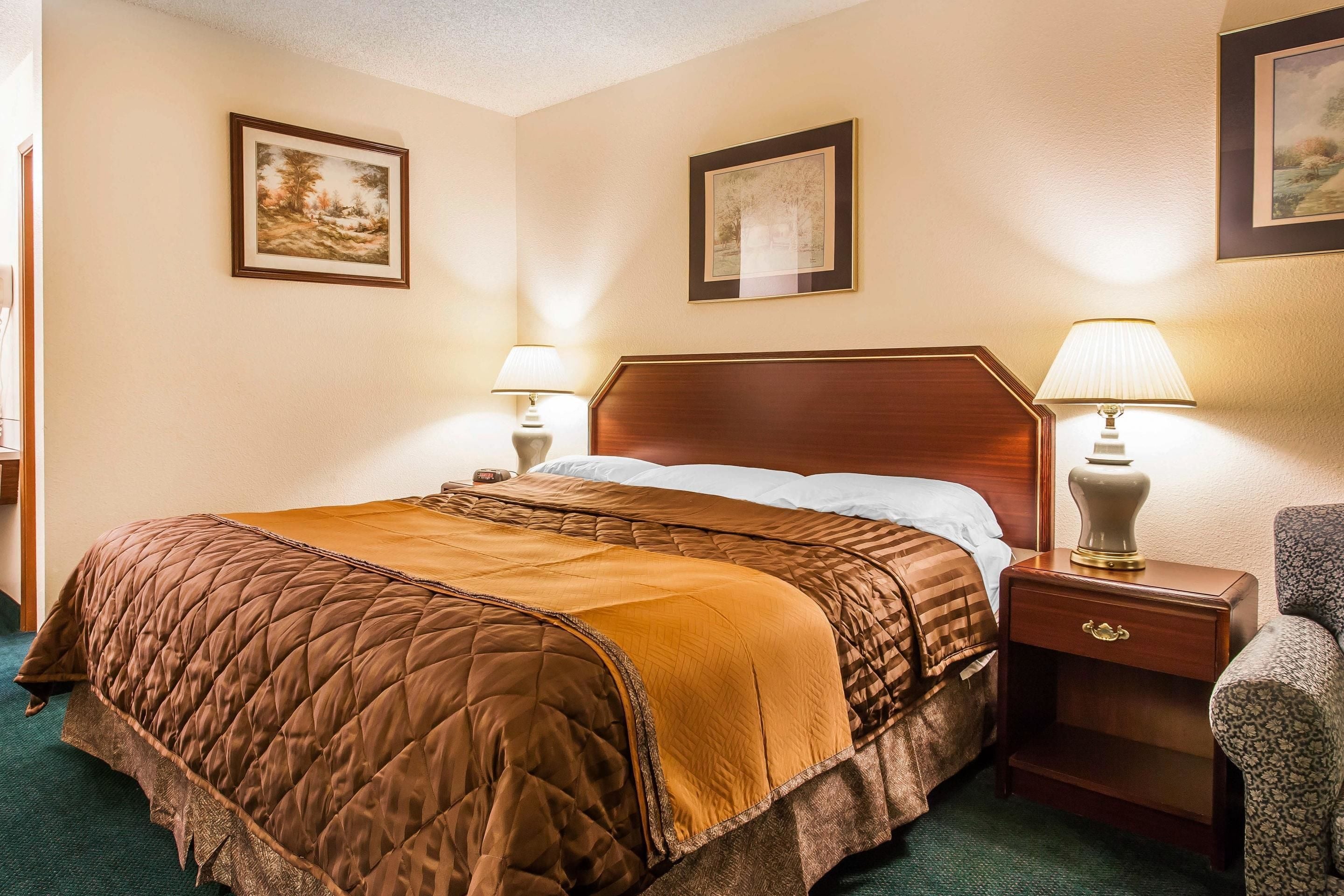 Econo Lodge Everett