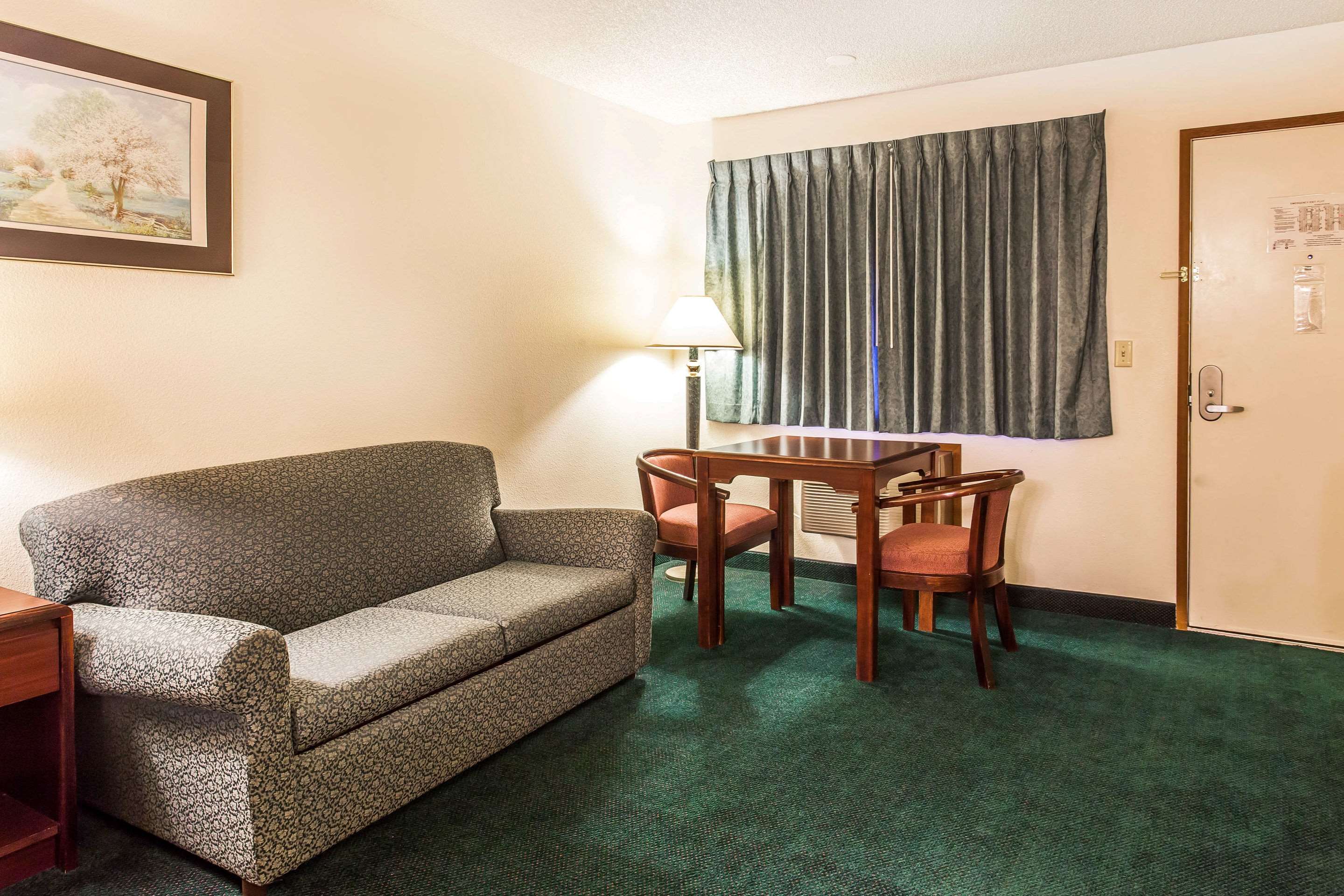 Econo Lodge Everett