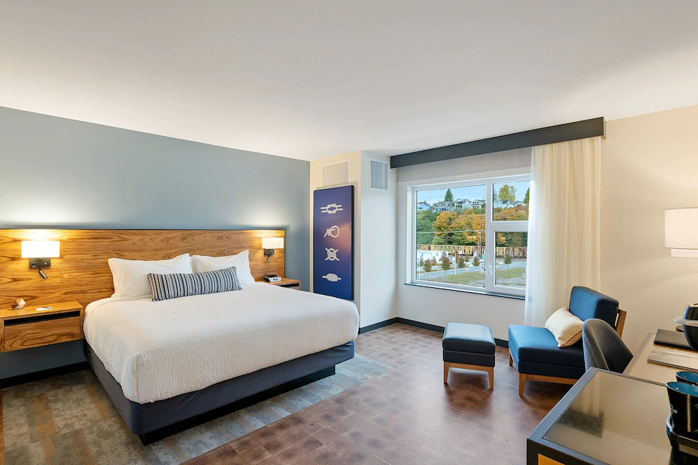 Hotel Indigo Everett Waterfront Place