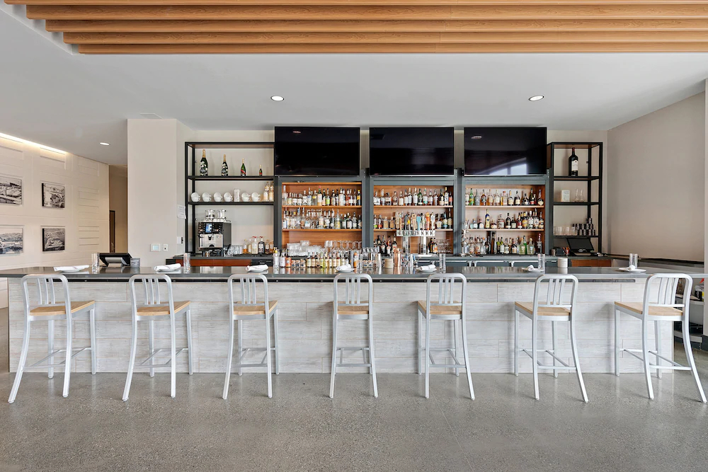 Hotel Indigo Everett Waterfront Place