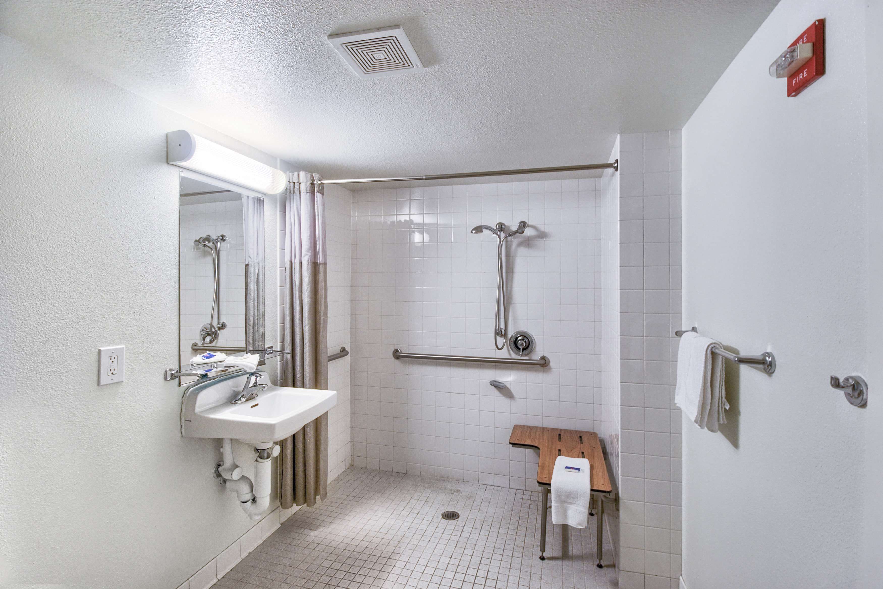 Motel 6 Everett South