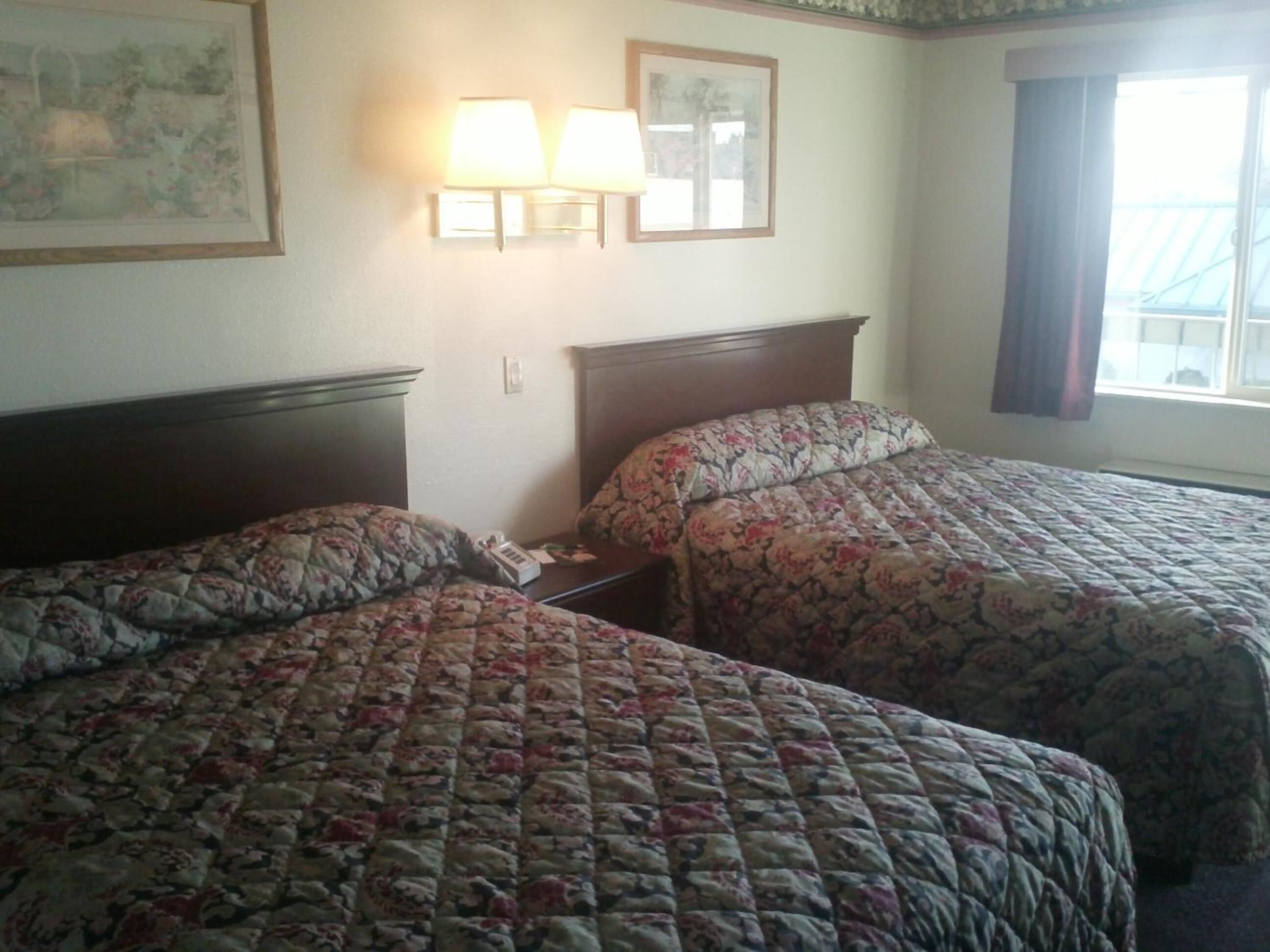 Sunrise Inn