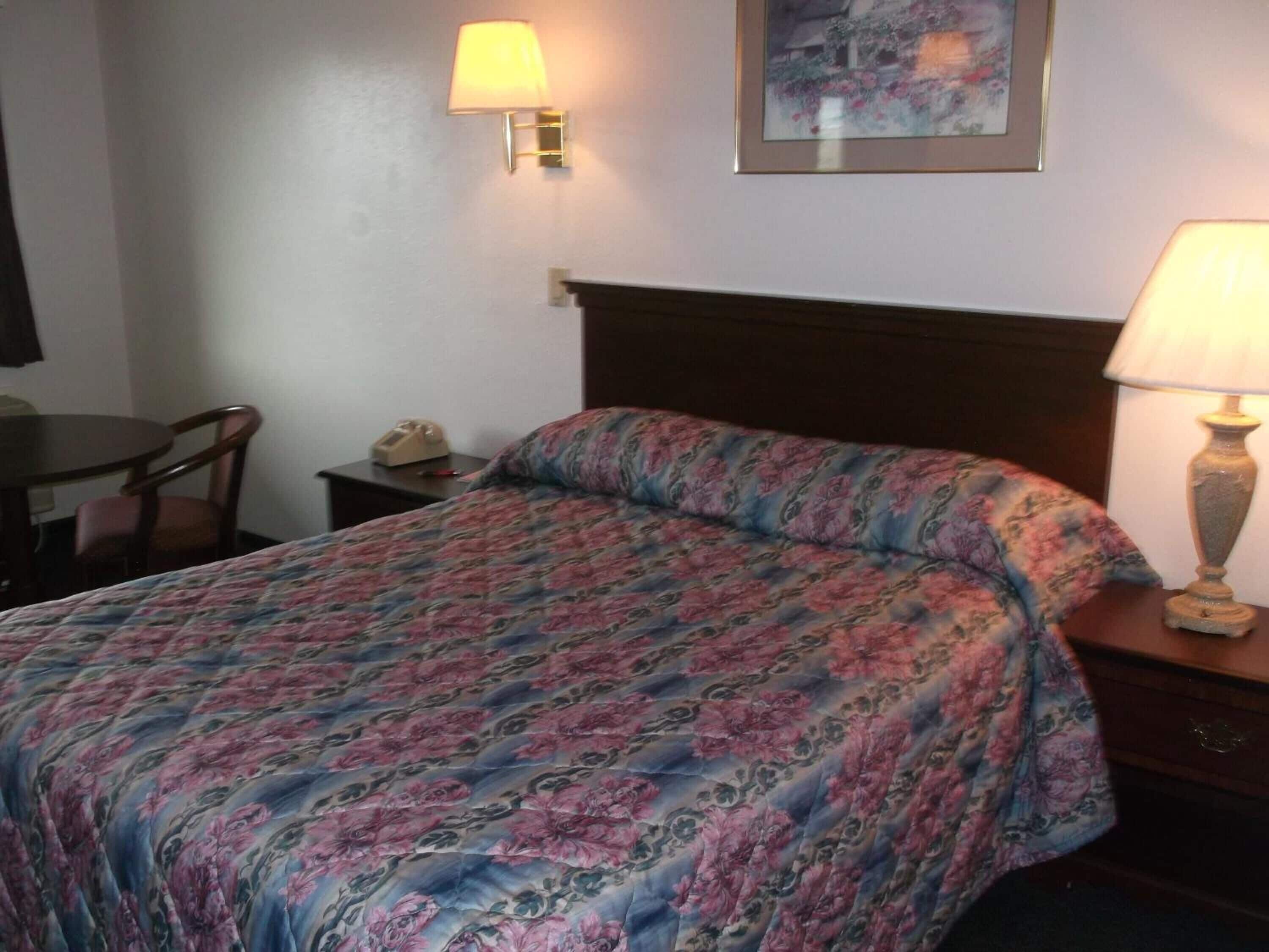 Sunrise Inn