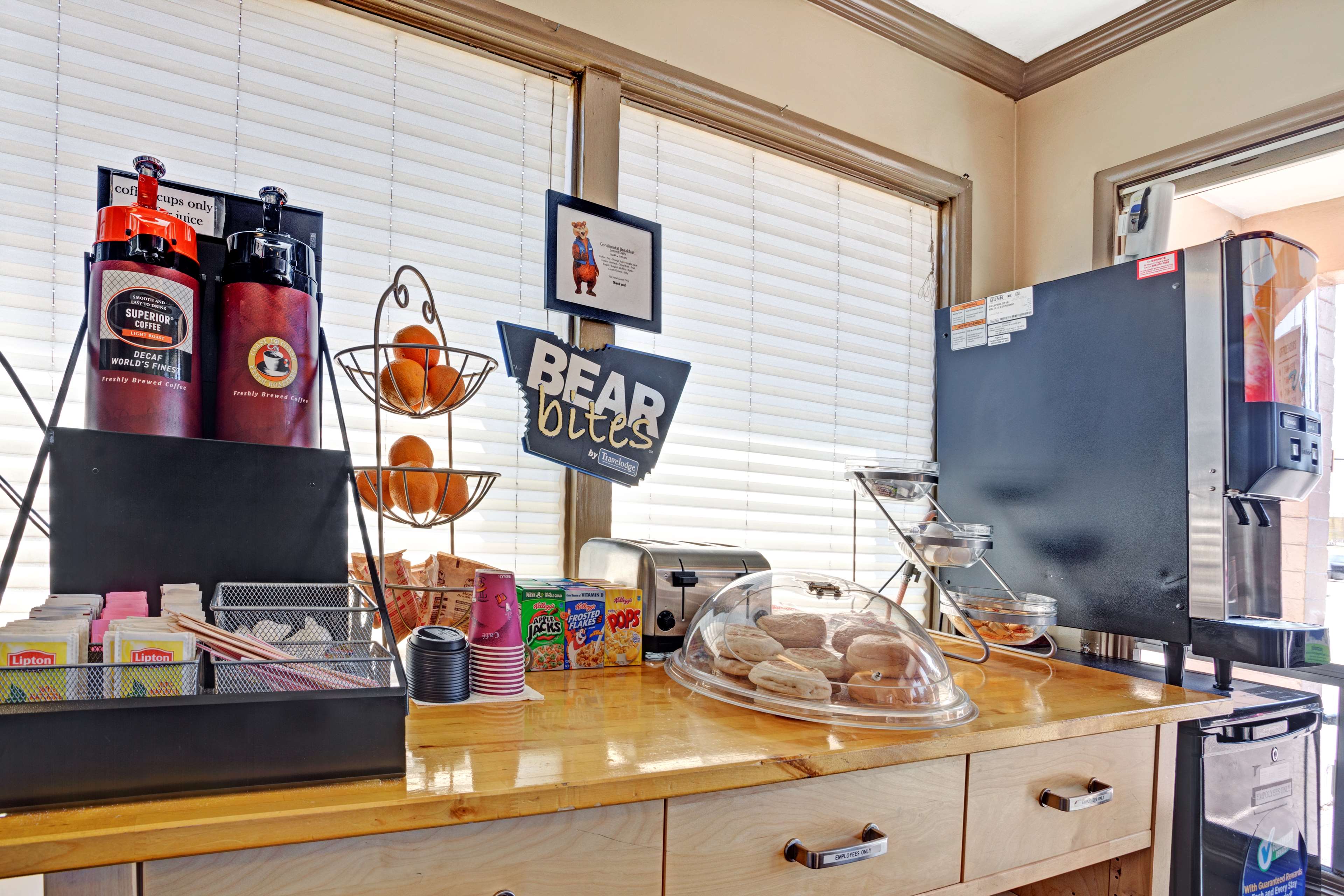 Travelodge by Wyndham Everett City Center