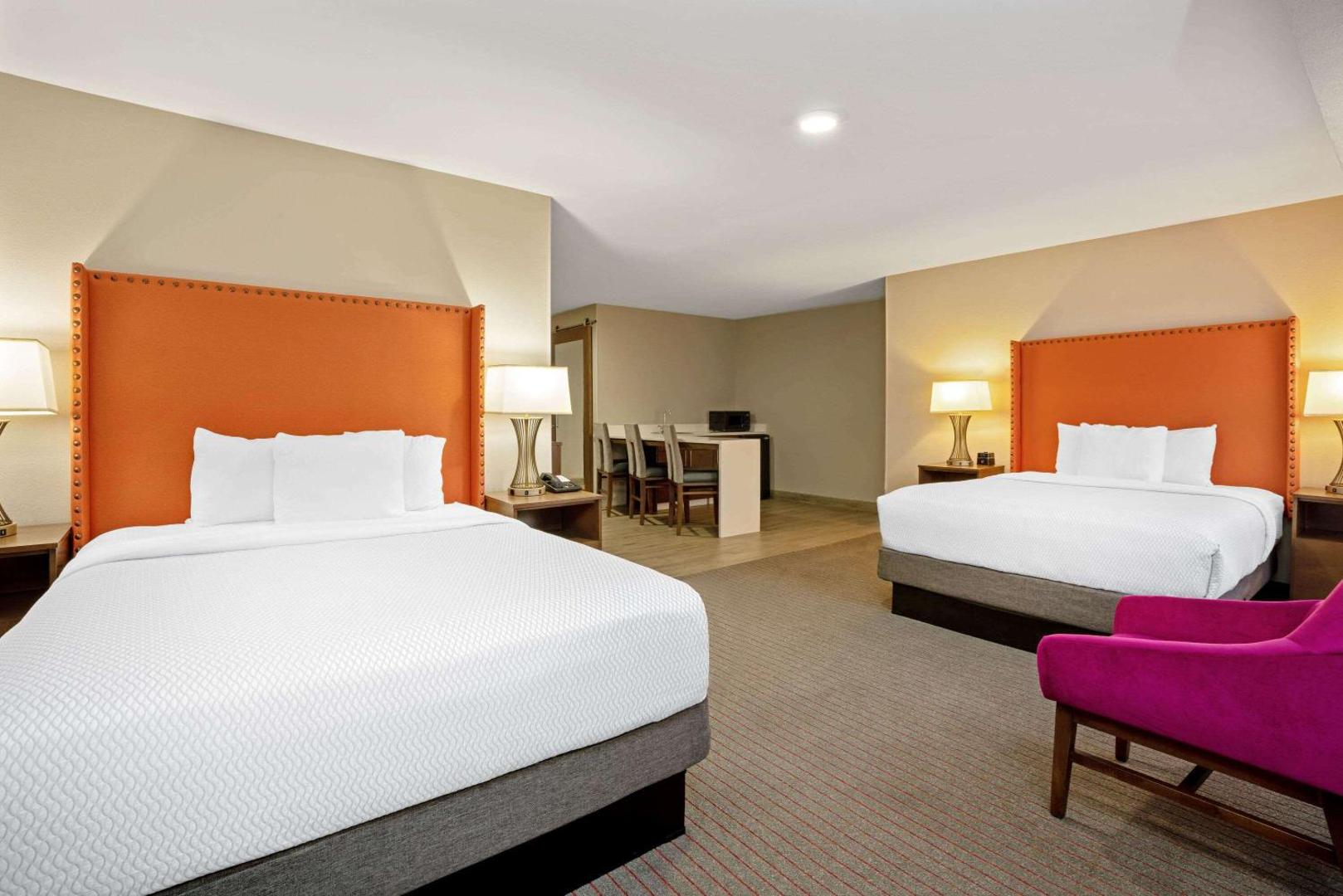 La Quinta Inn & Suites by Wyndham Seattle Federal Way