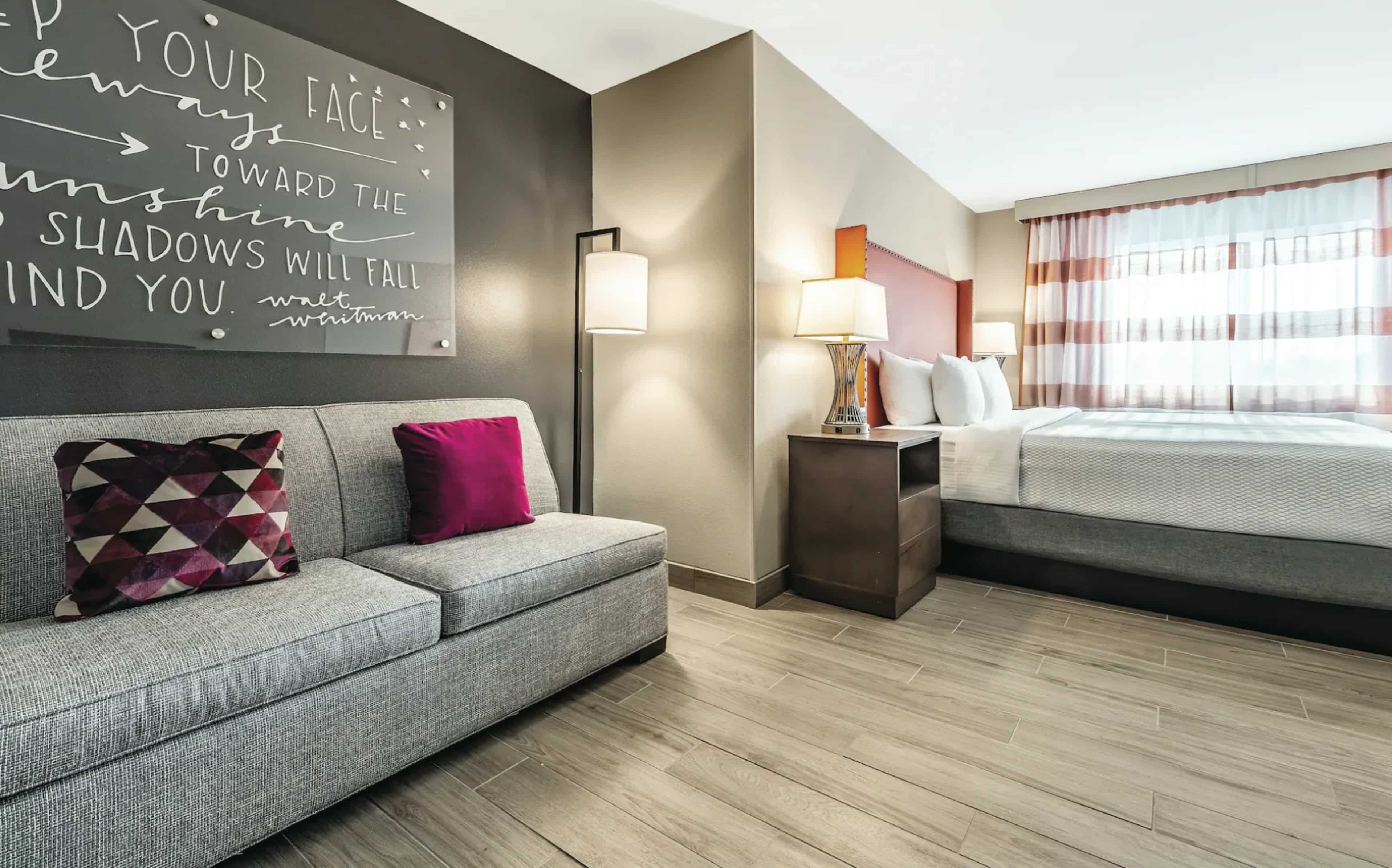 La Quinta Inn & Suites by Wyndham Seattle Federal Way