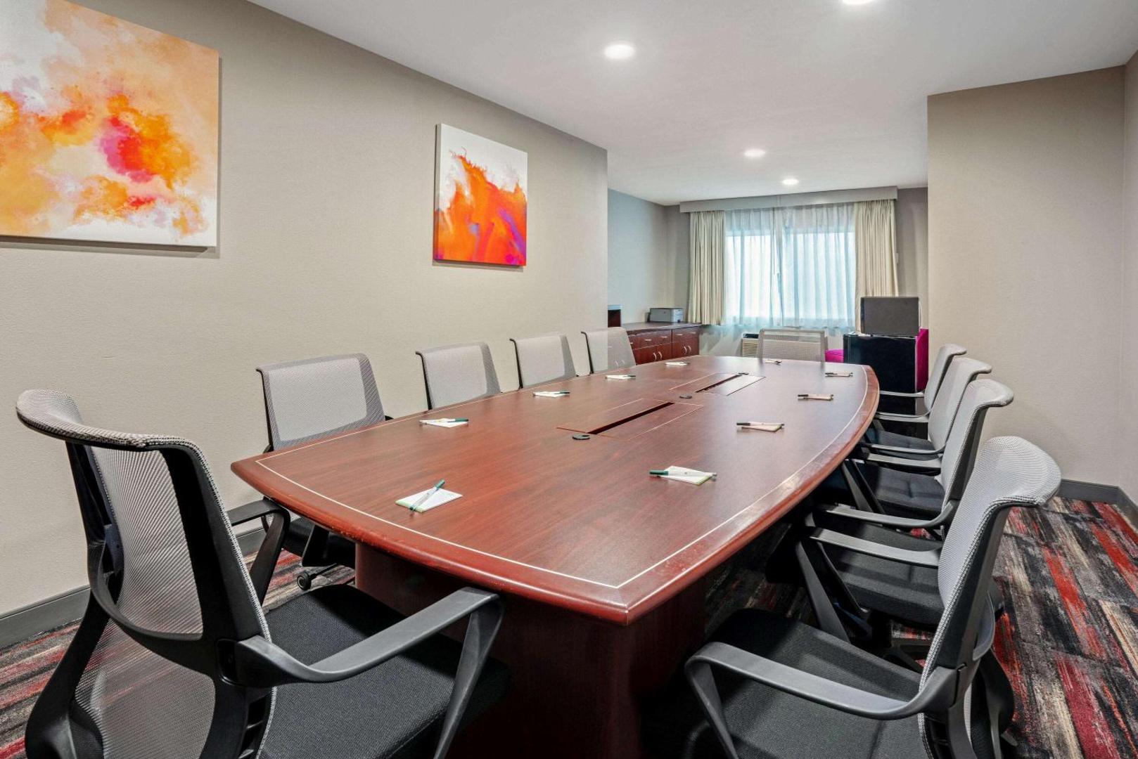 La Quinta Inn & Suites by Wyndham Seattle Federal Way