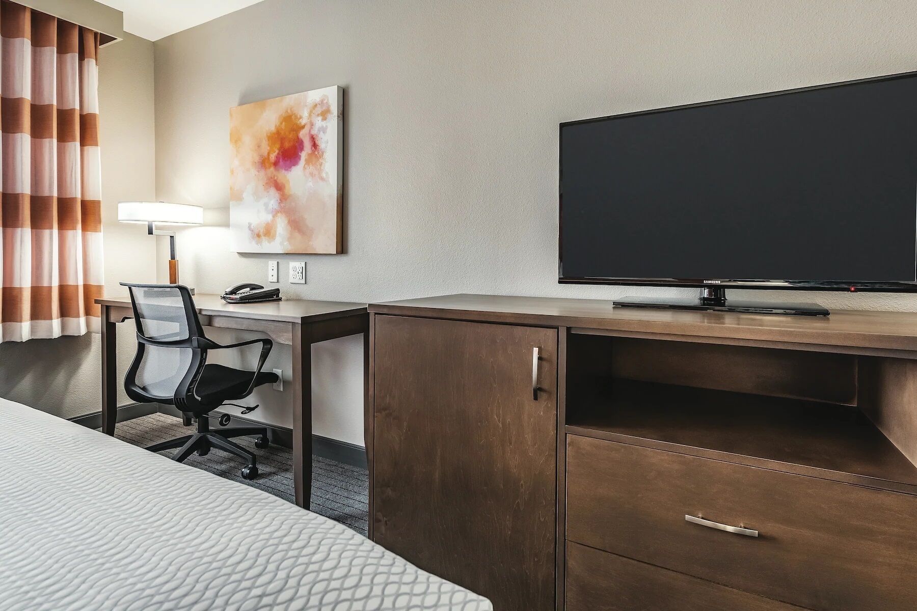 La Quinta Inn & Suites by Wyndham Seattle Federal Way