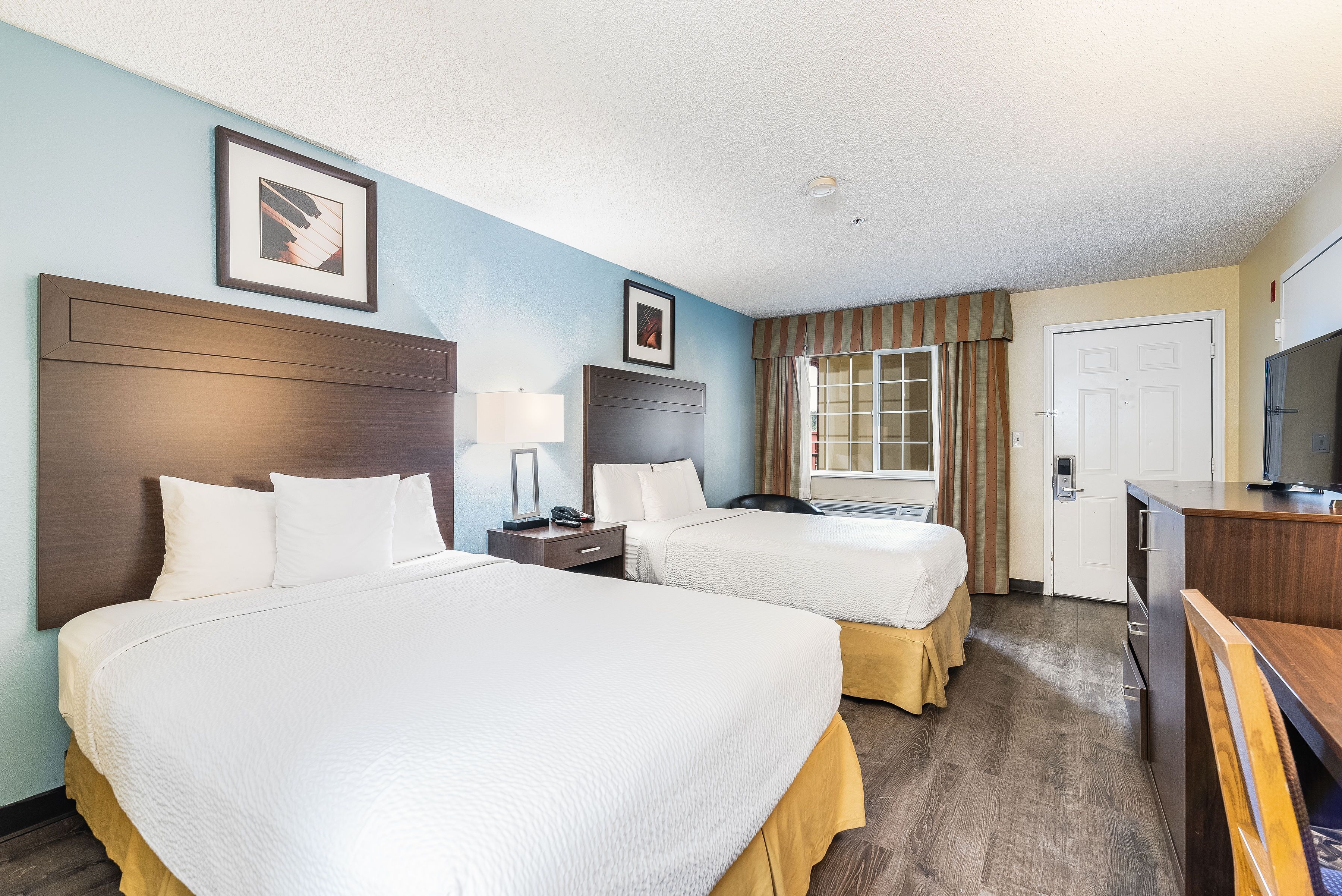Days Inn by Wyndham Federal Way