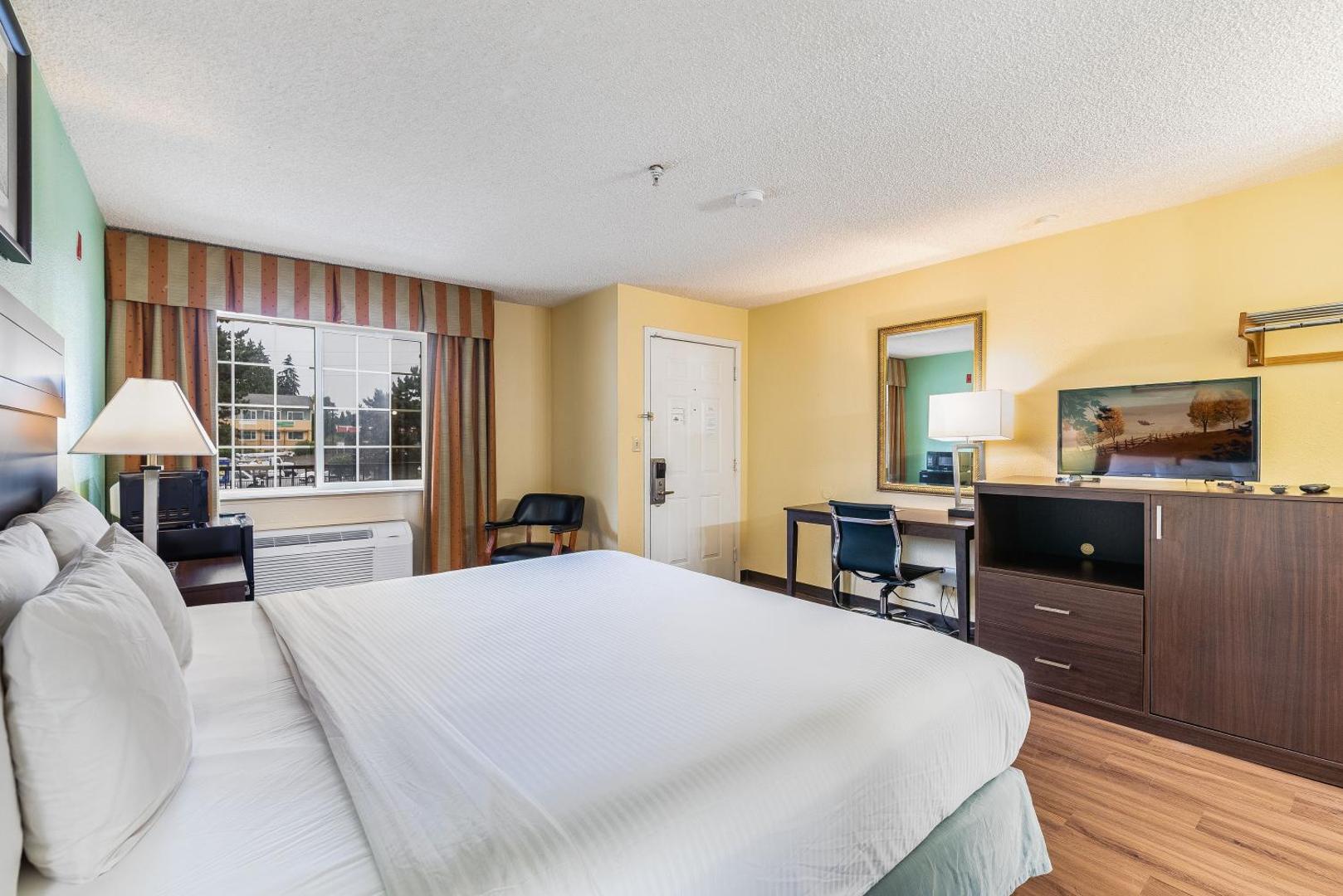 Days Inn by Wyndham Federal Way