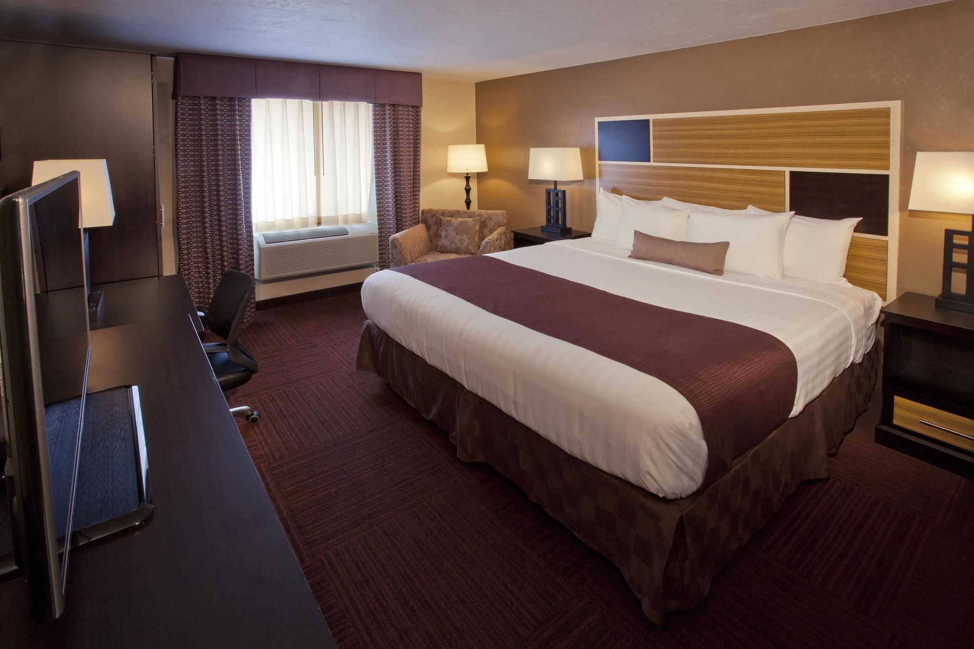 Red Lion Inn & Suites Federal Way