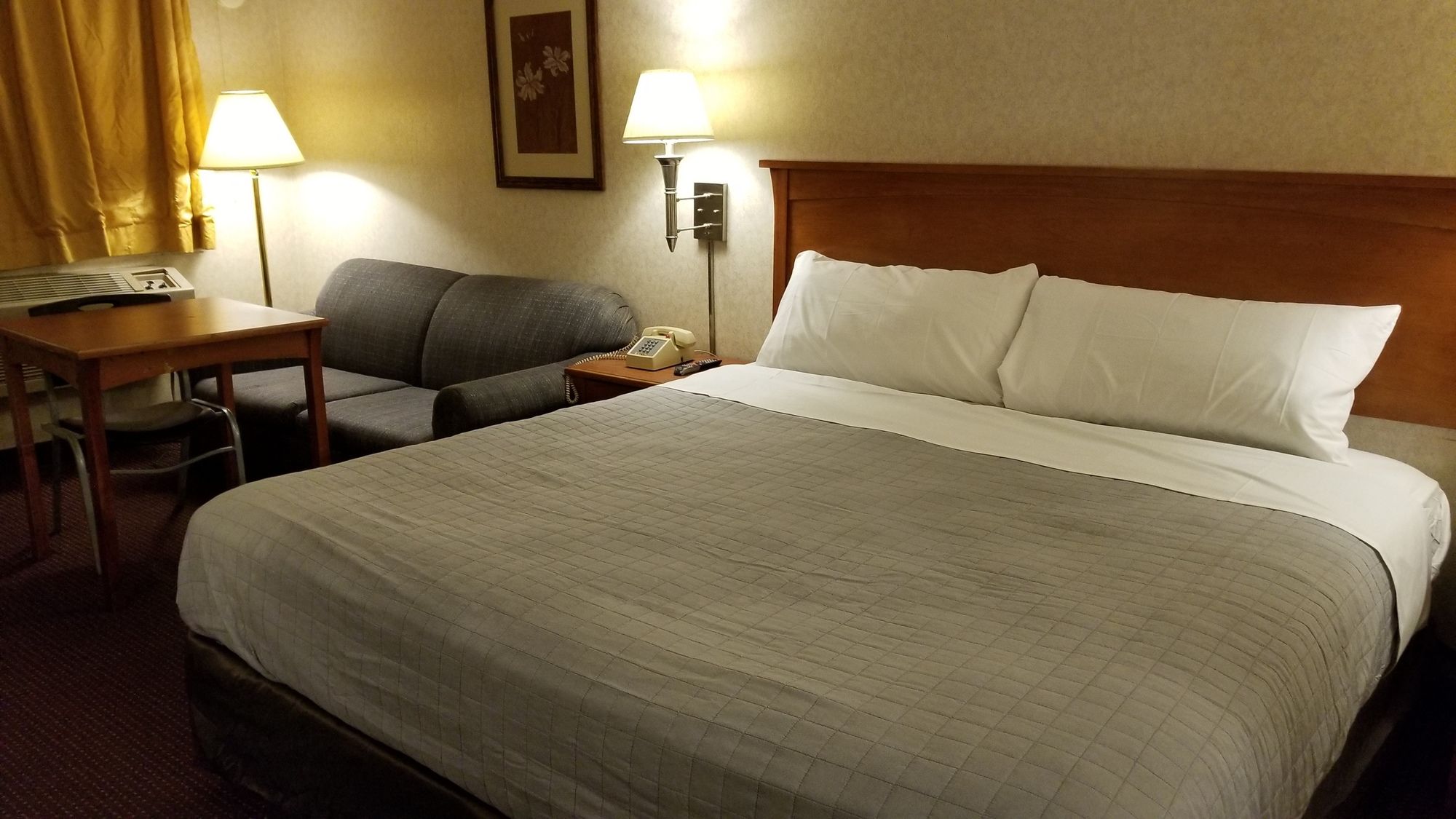 Port of Tacoma Inn