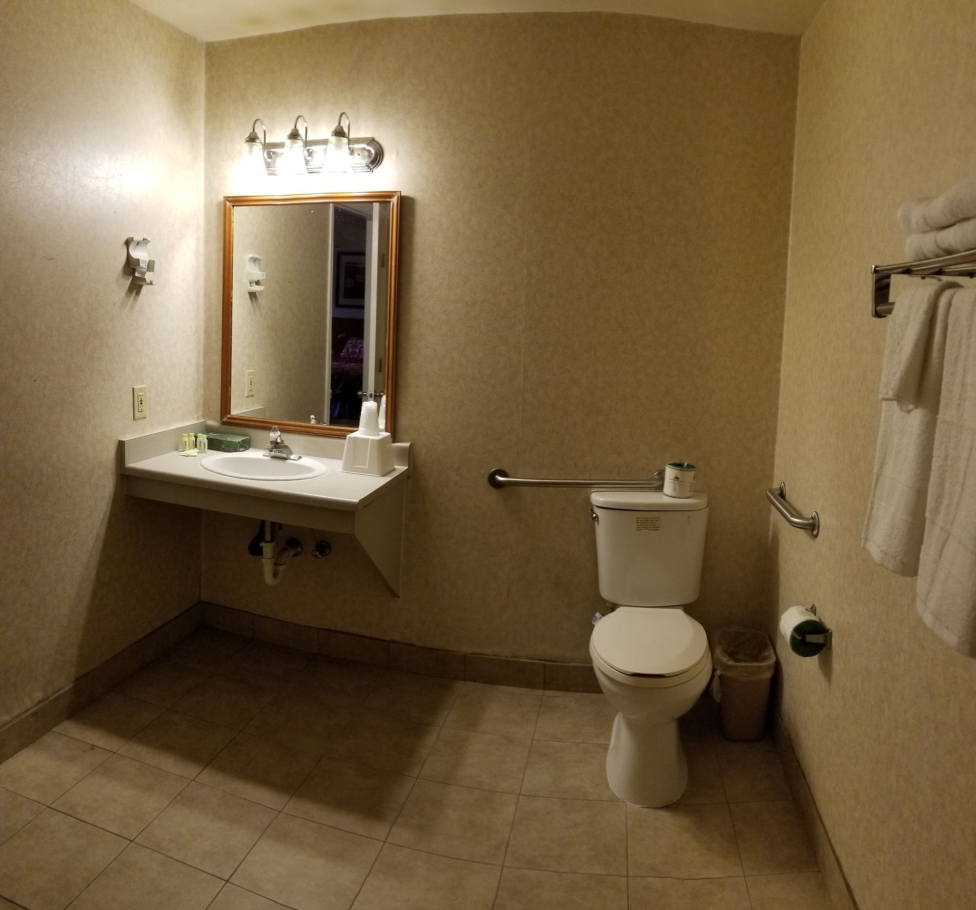 Port of Tacoma Inn