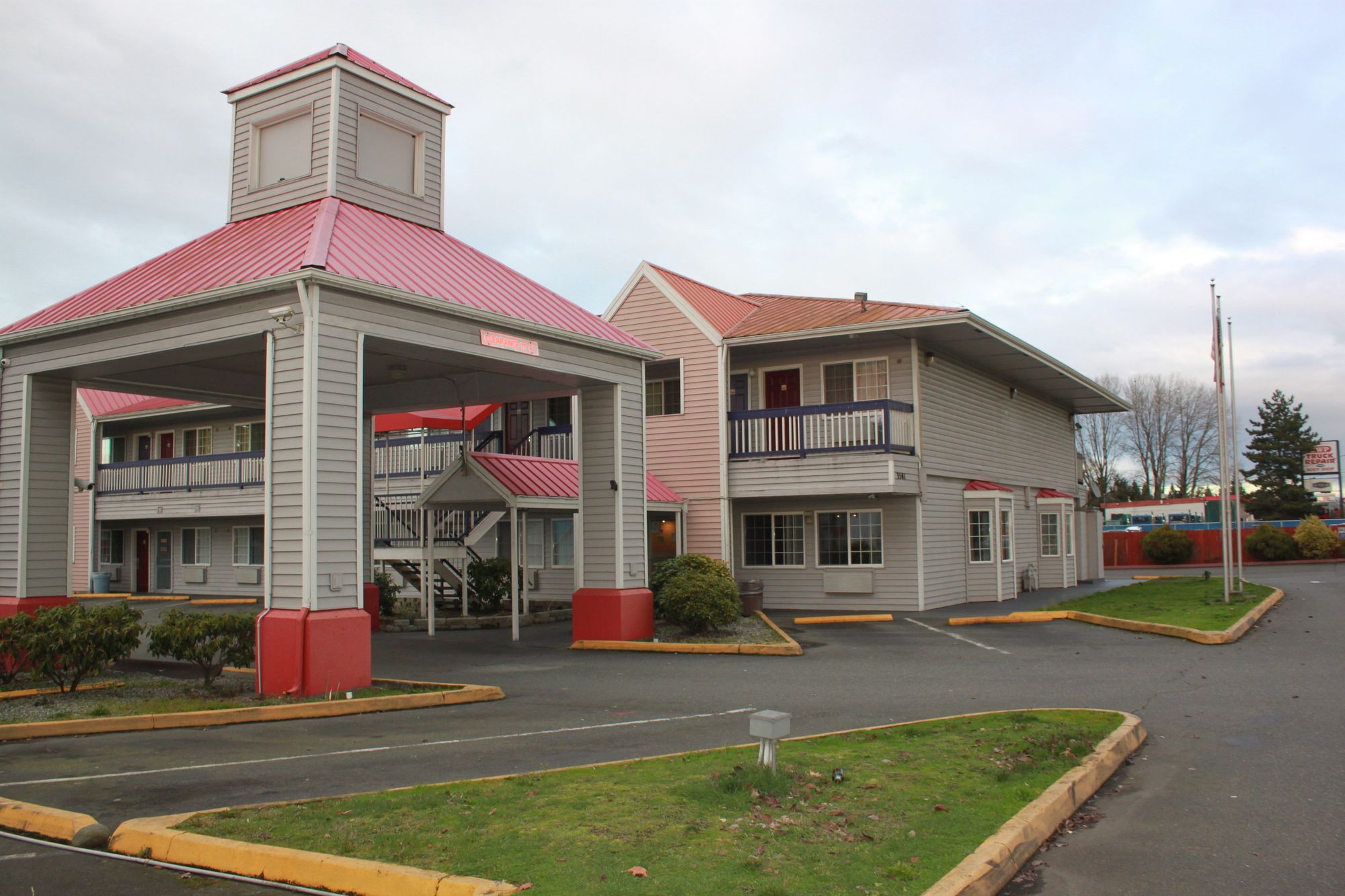 Port of Tacoma Inn