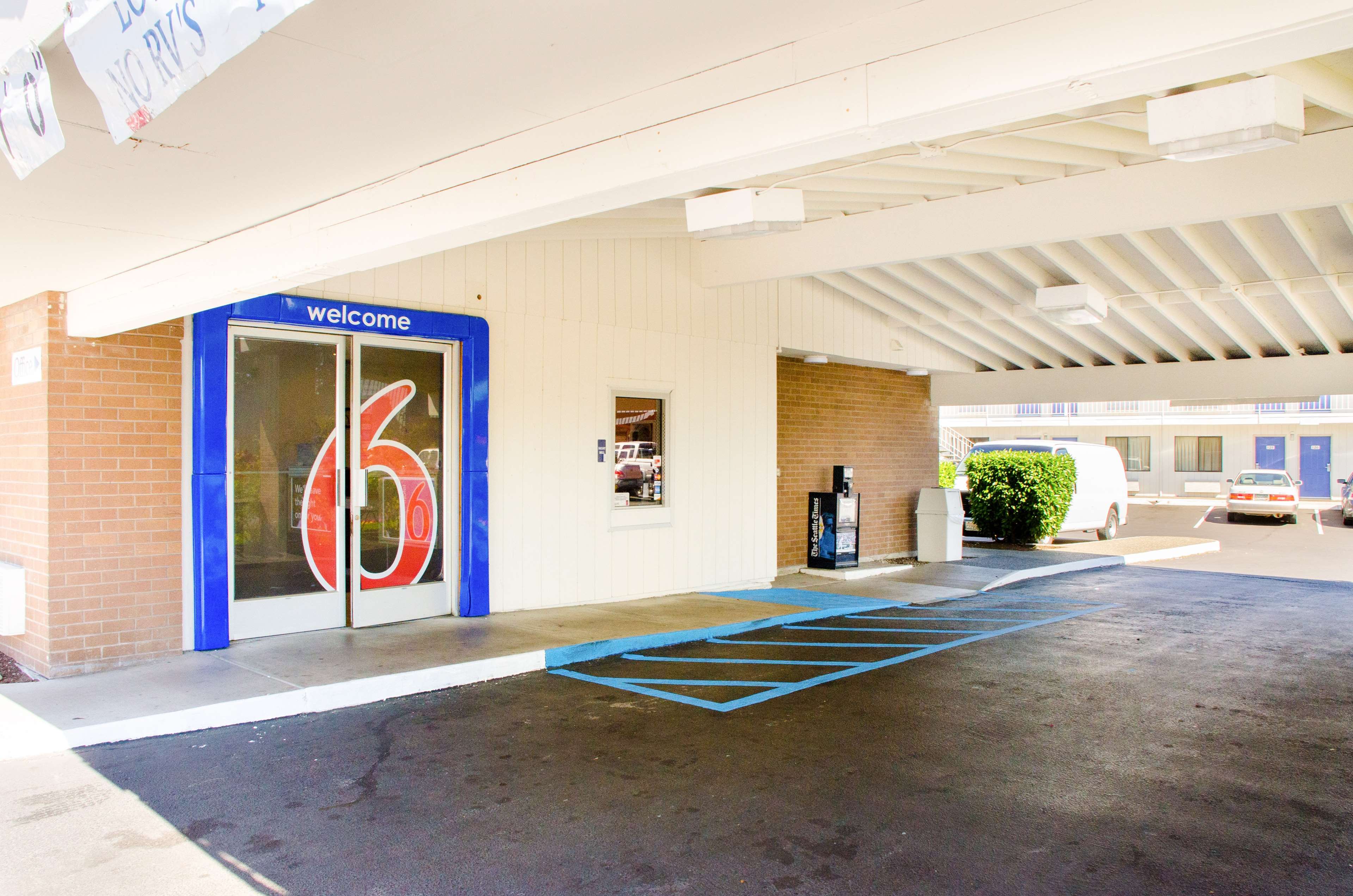 Motel 6 Tacoma Fife