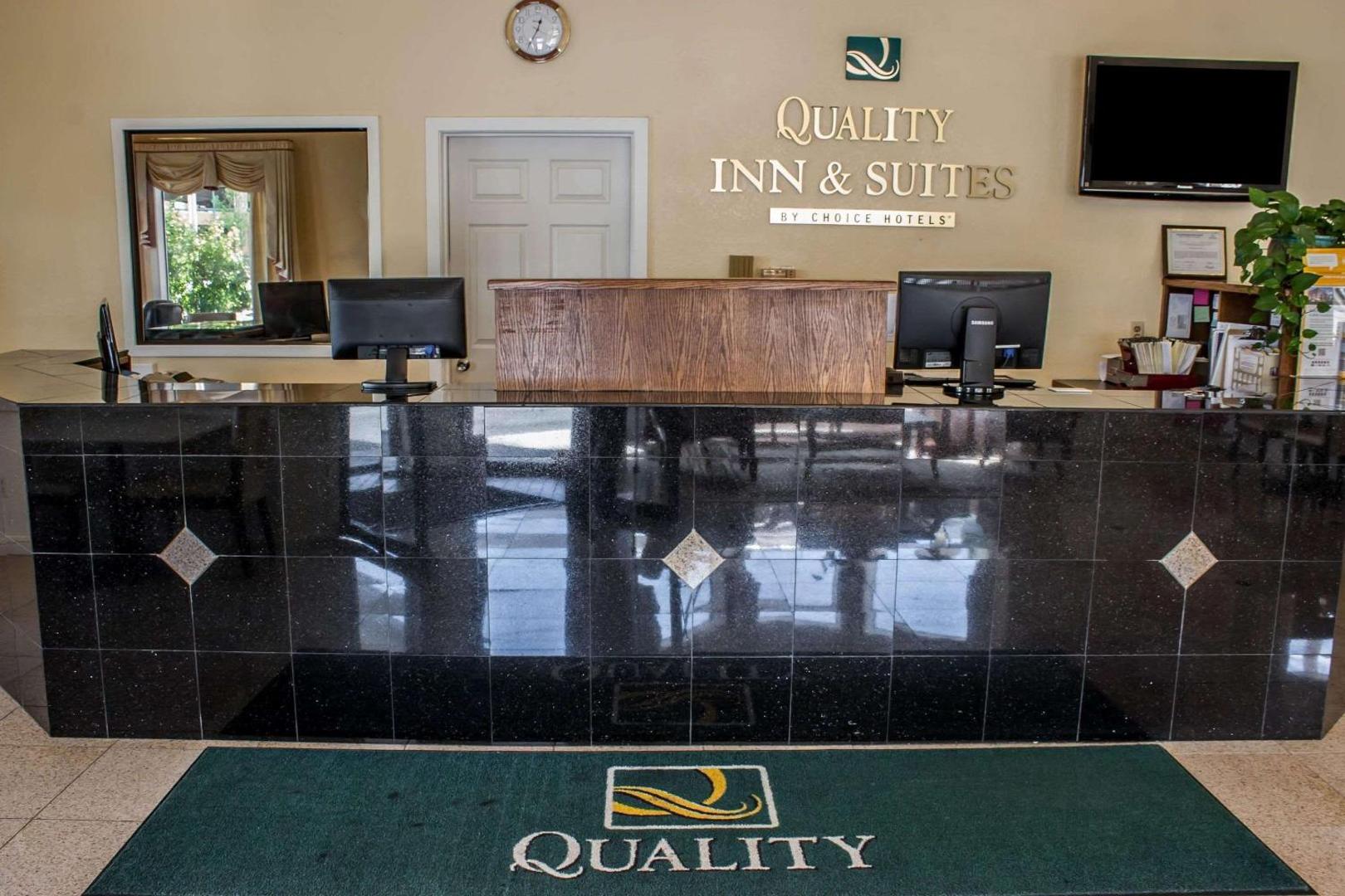 Quality Inn & Suites