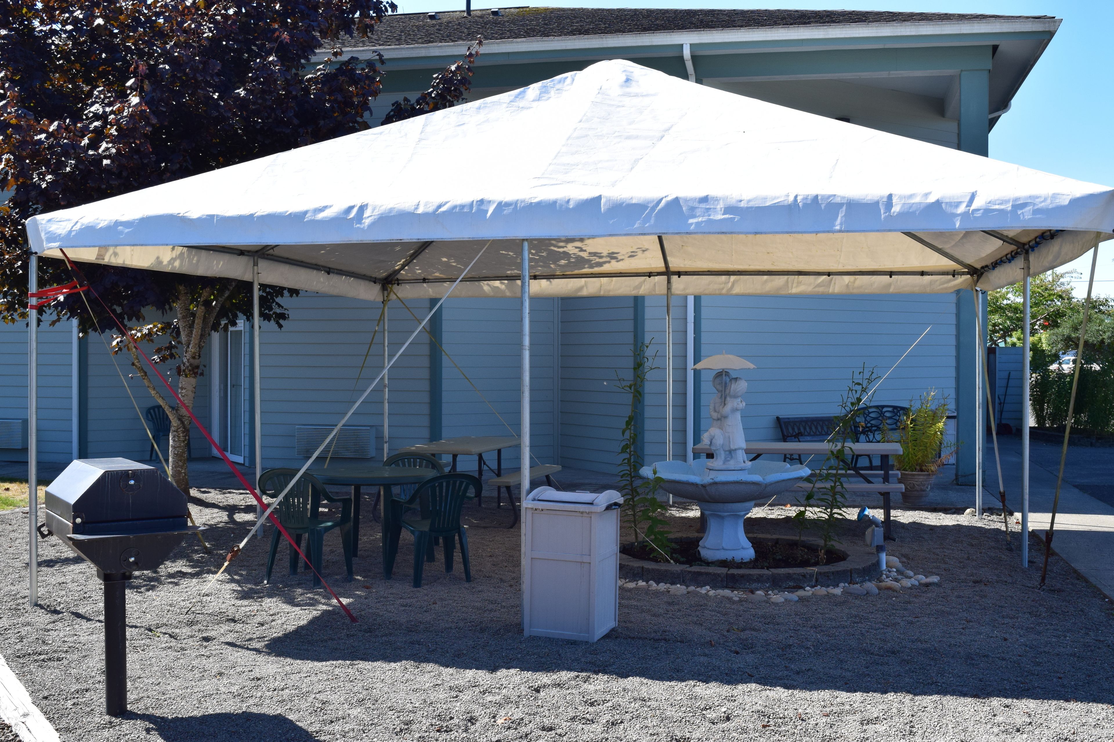 Dew Drop Inn Motel Forks