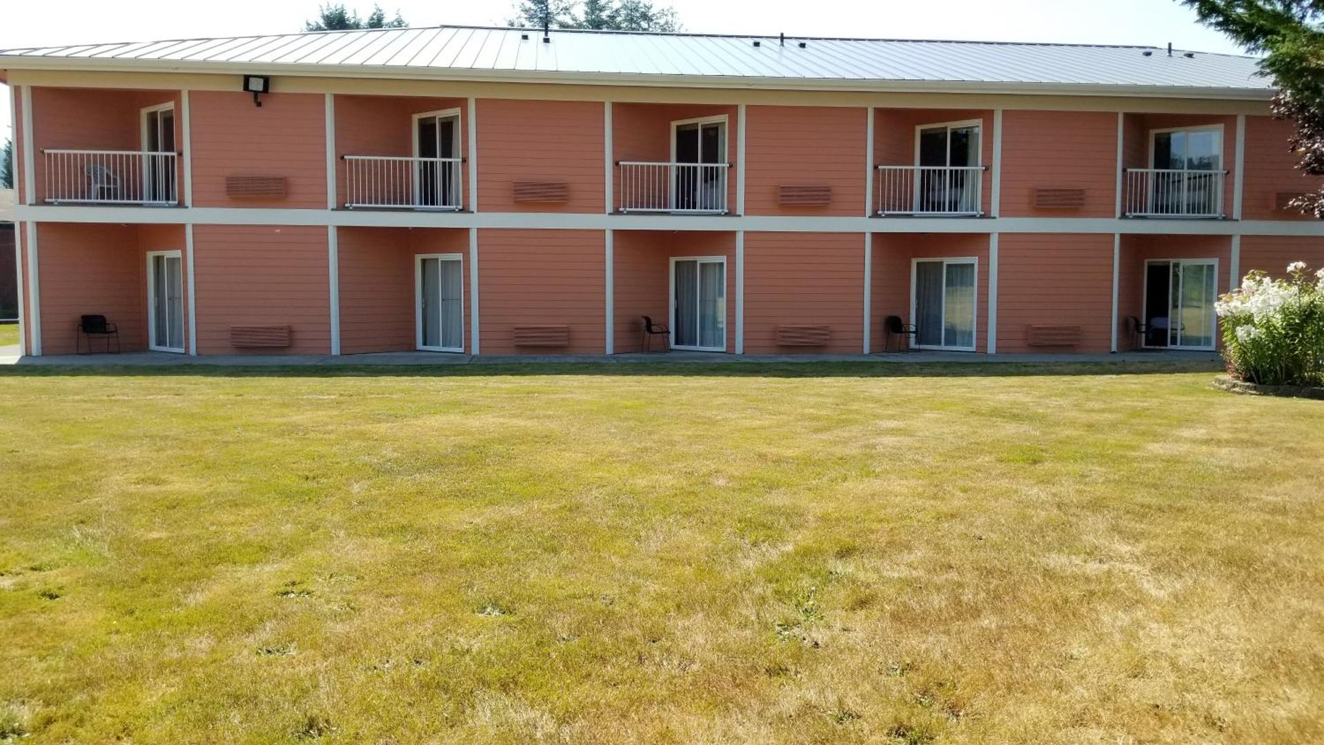 Dew Drop Inn Motel Forks