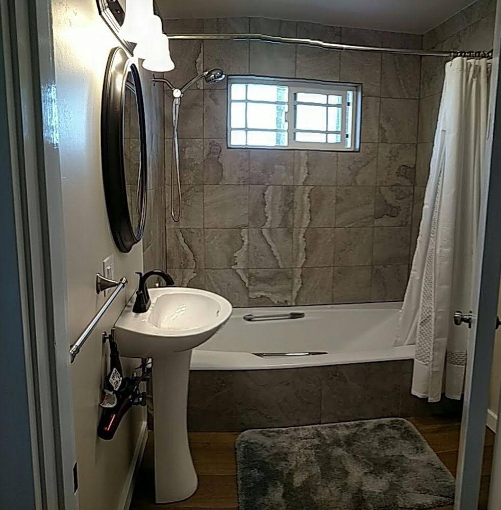 Friday Harbor Grand B&b