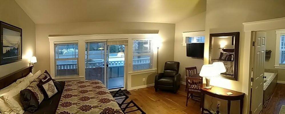 Friday Harbor Grand B&b