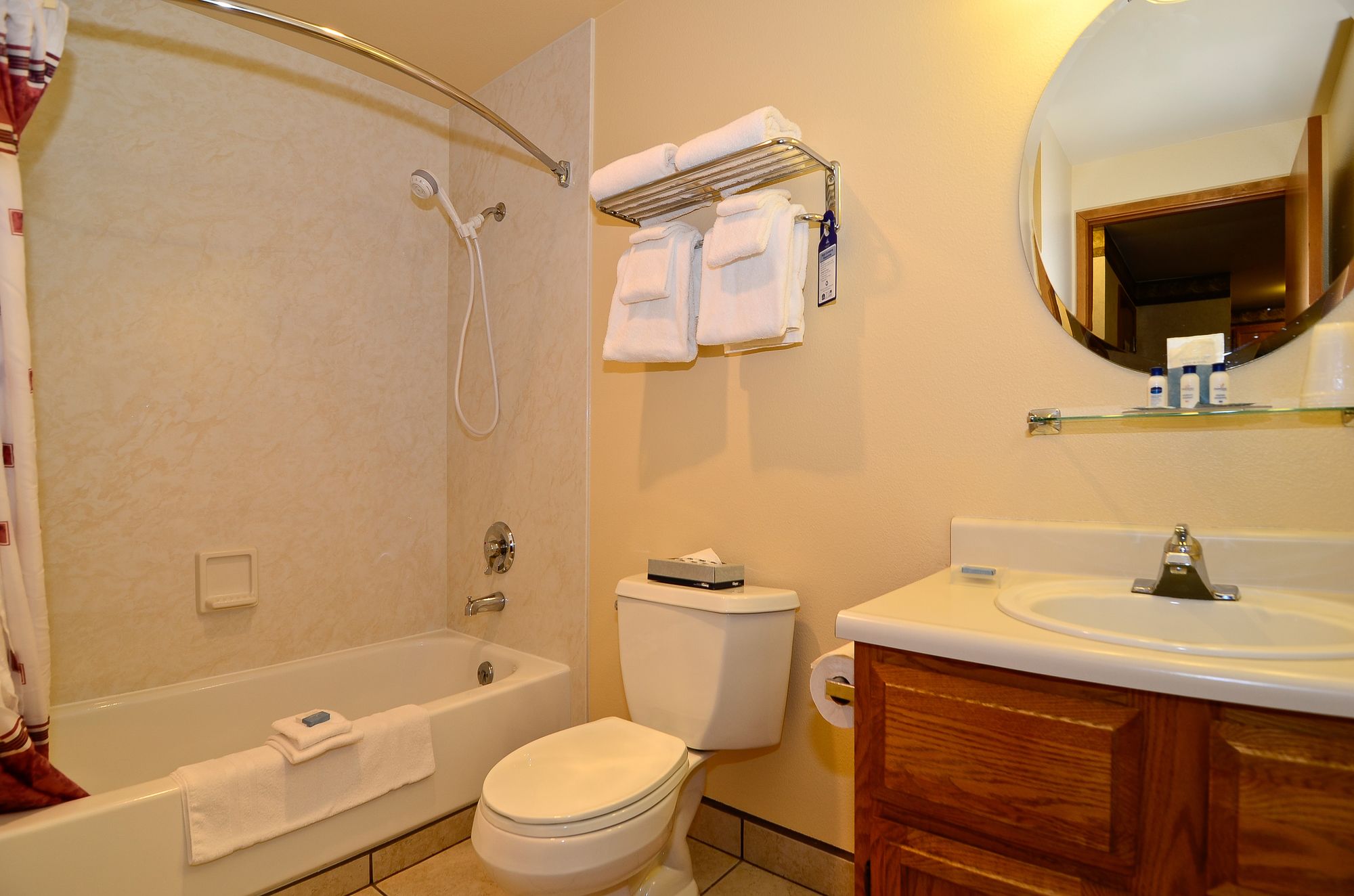 Friday Harbor Suites