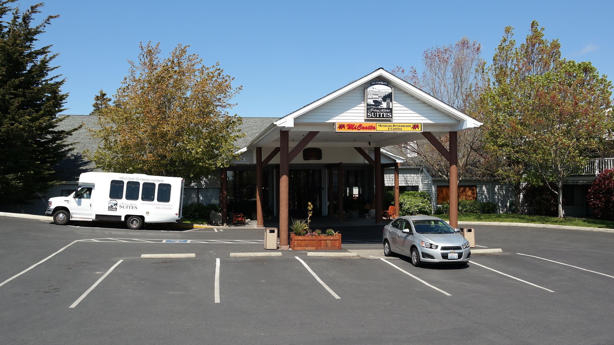 Friday Harbor Suites