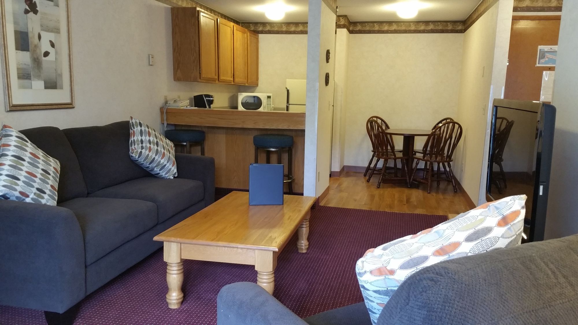 Friday Harbor Suites