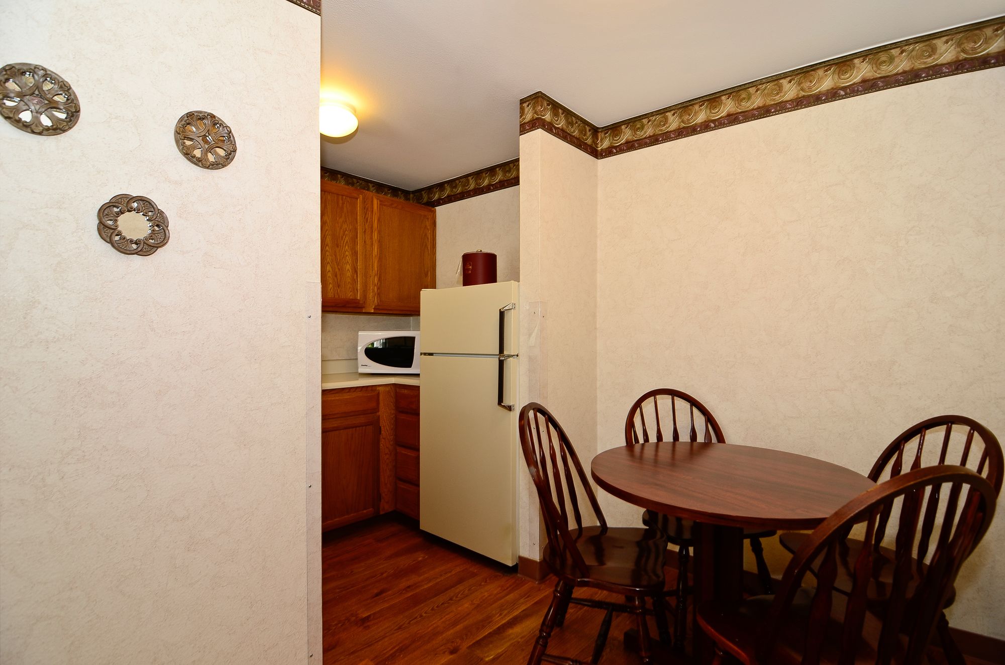 Friday Harbor Suites