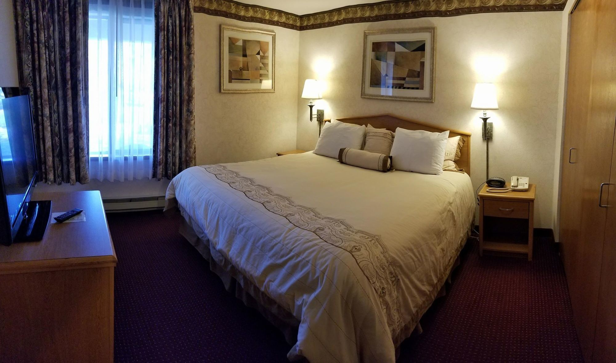 Friday Harbor Suites