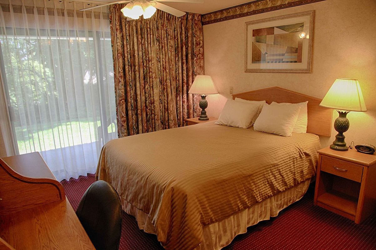 Friday Harbor Suites