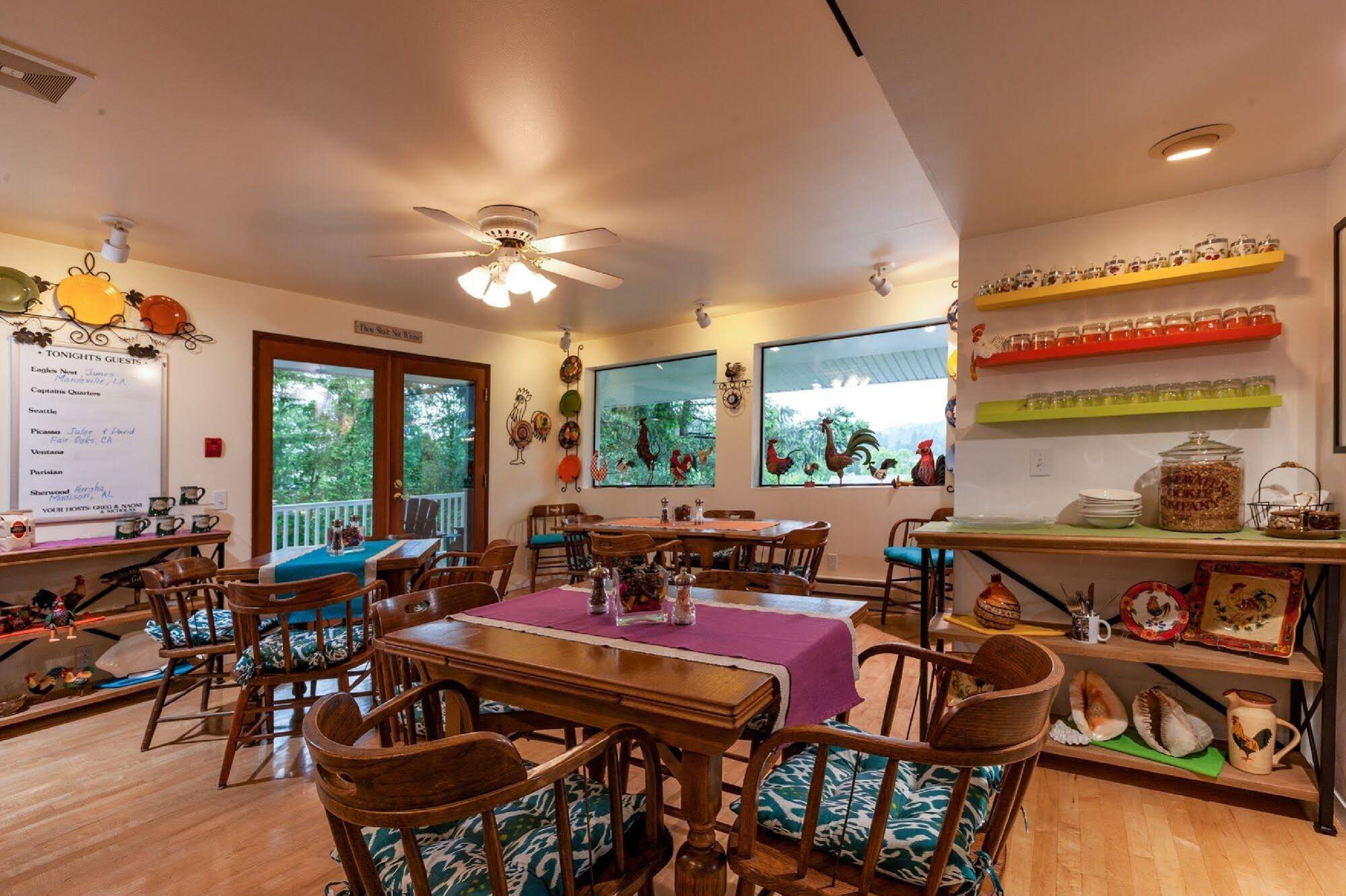 Hillside House Bed & Breakfast