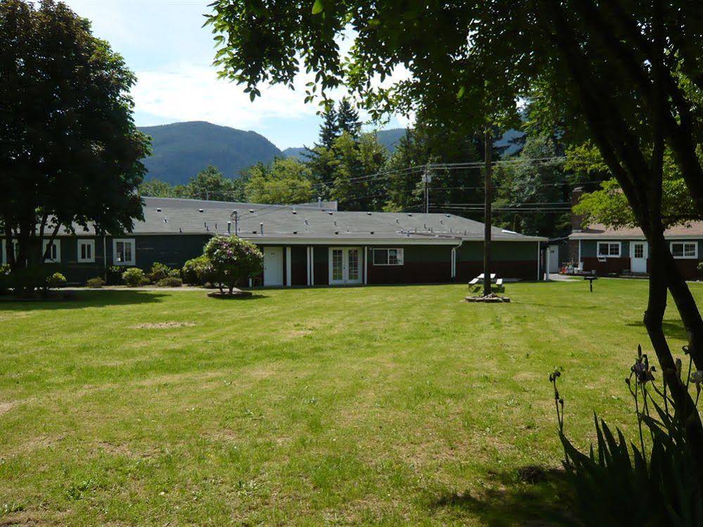 Stevens Pass Motel